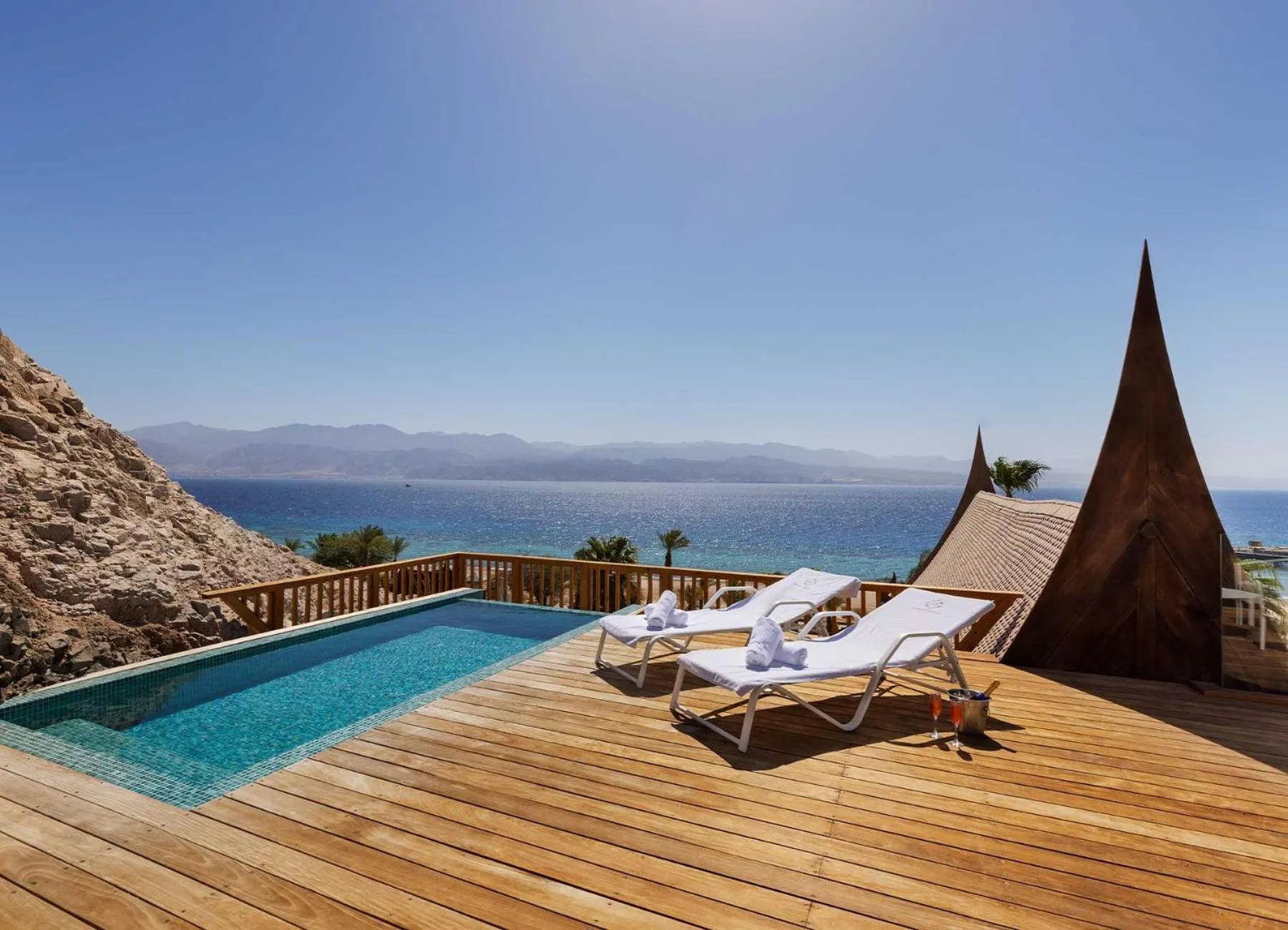 Swimming pool in Herbert Samuel Royal Shangri-La Eilat