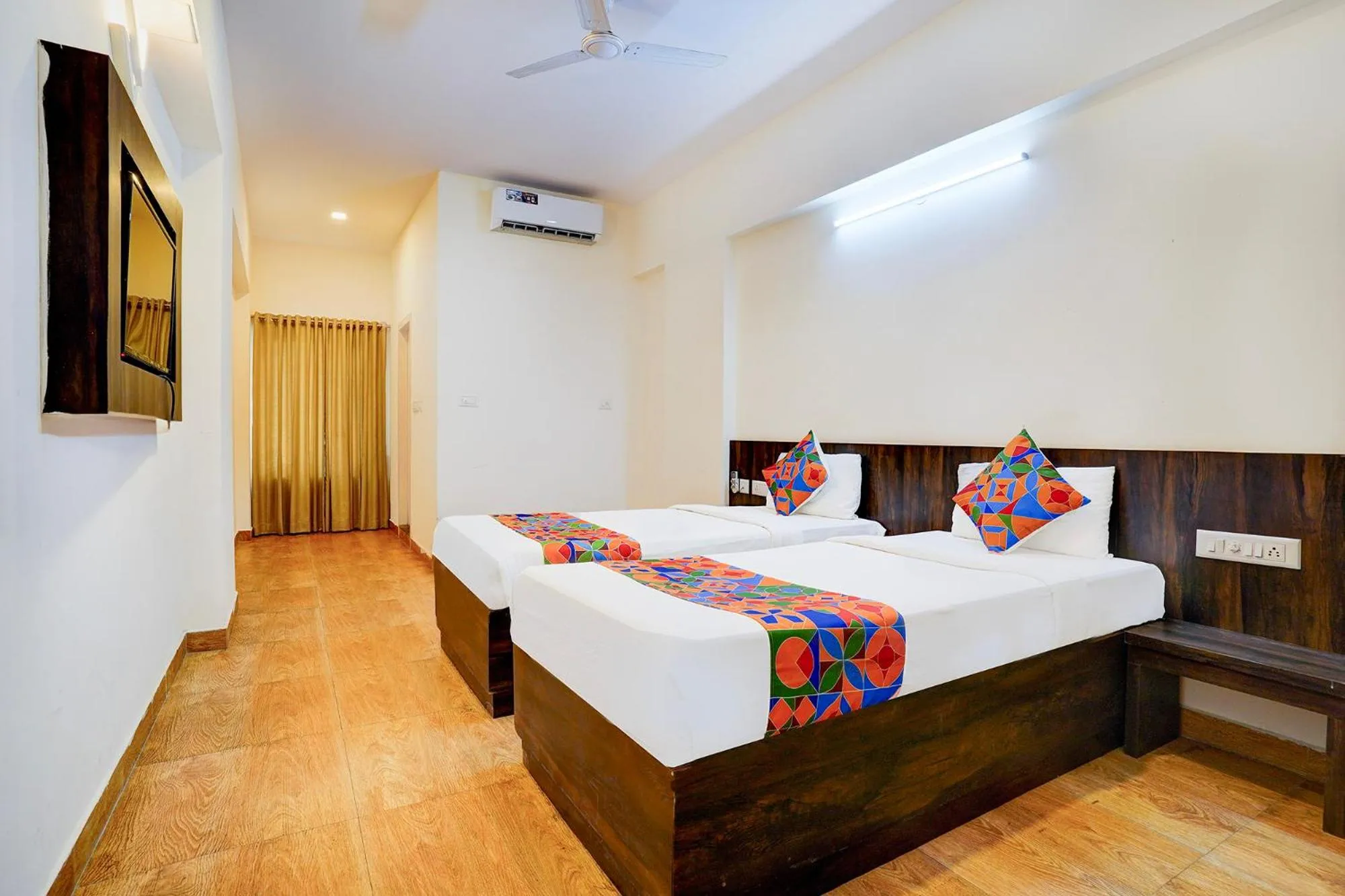 Bed in FabHotel GRK Comforts - Jayanagar