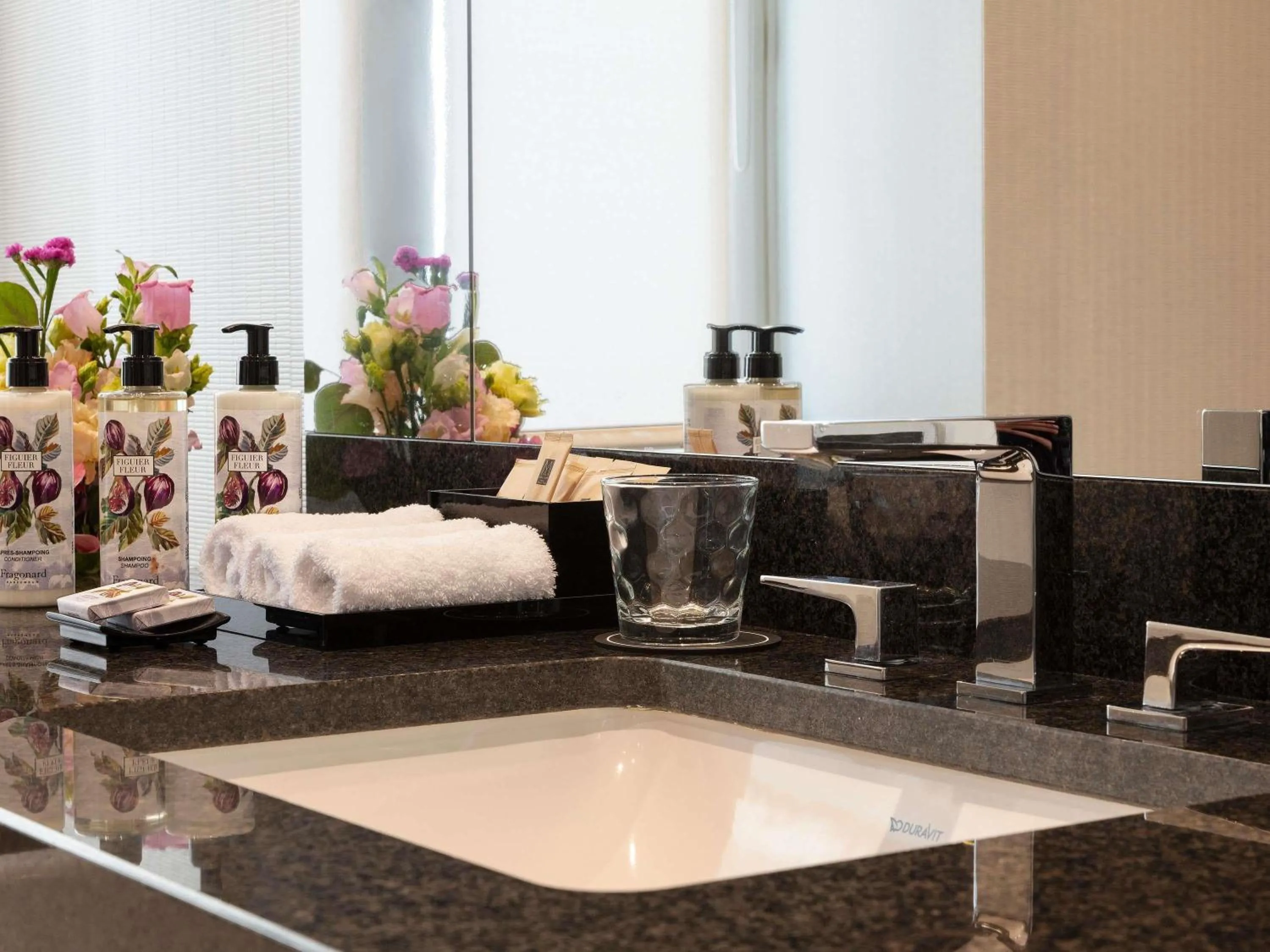 Bedroom in Le Royal Hotel Lyon - MGallery Collection