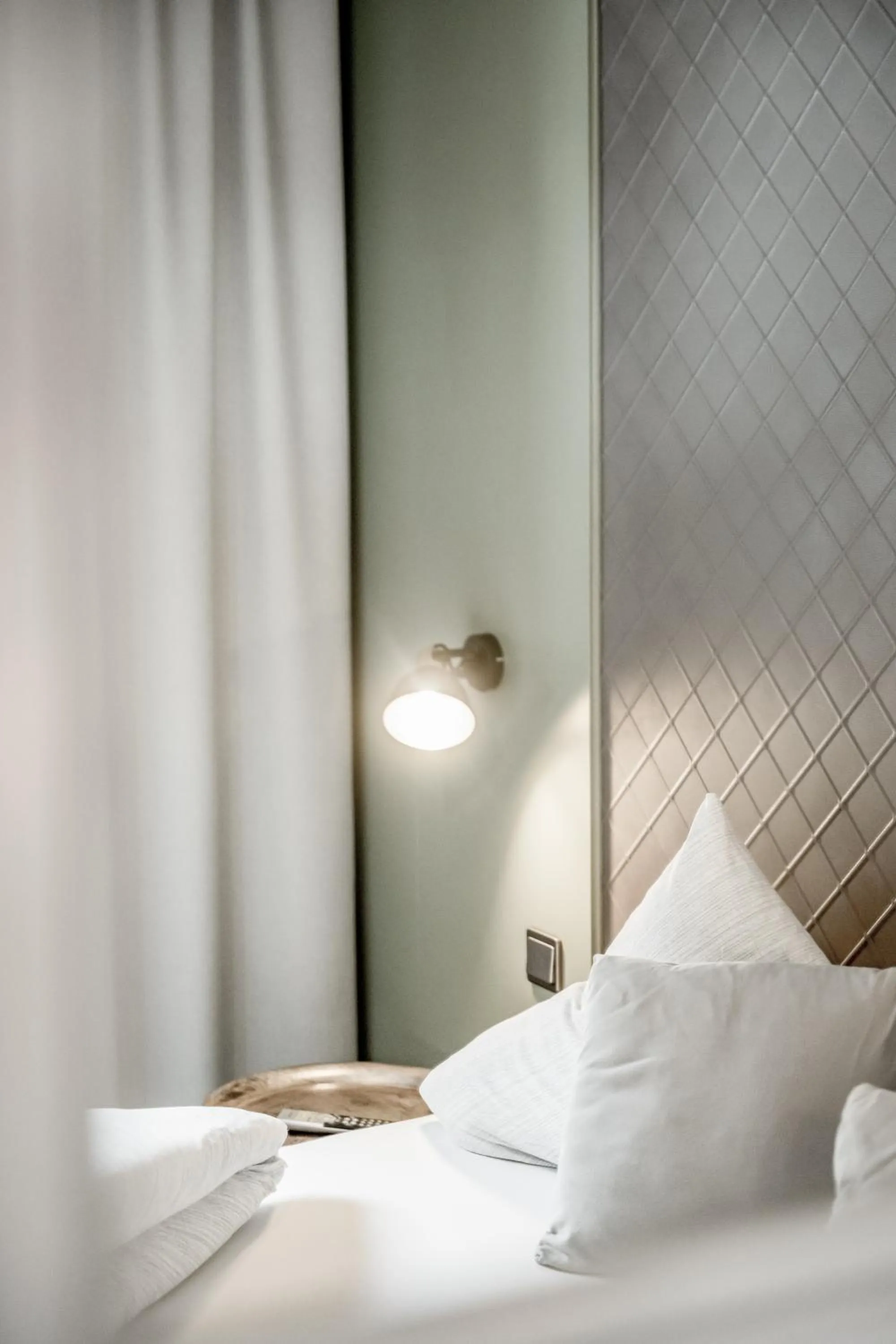 Decorative detail, Bed in Corso`s Annabell - Bed & Breakfast