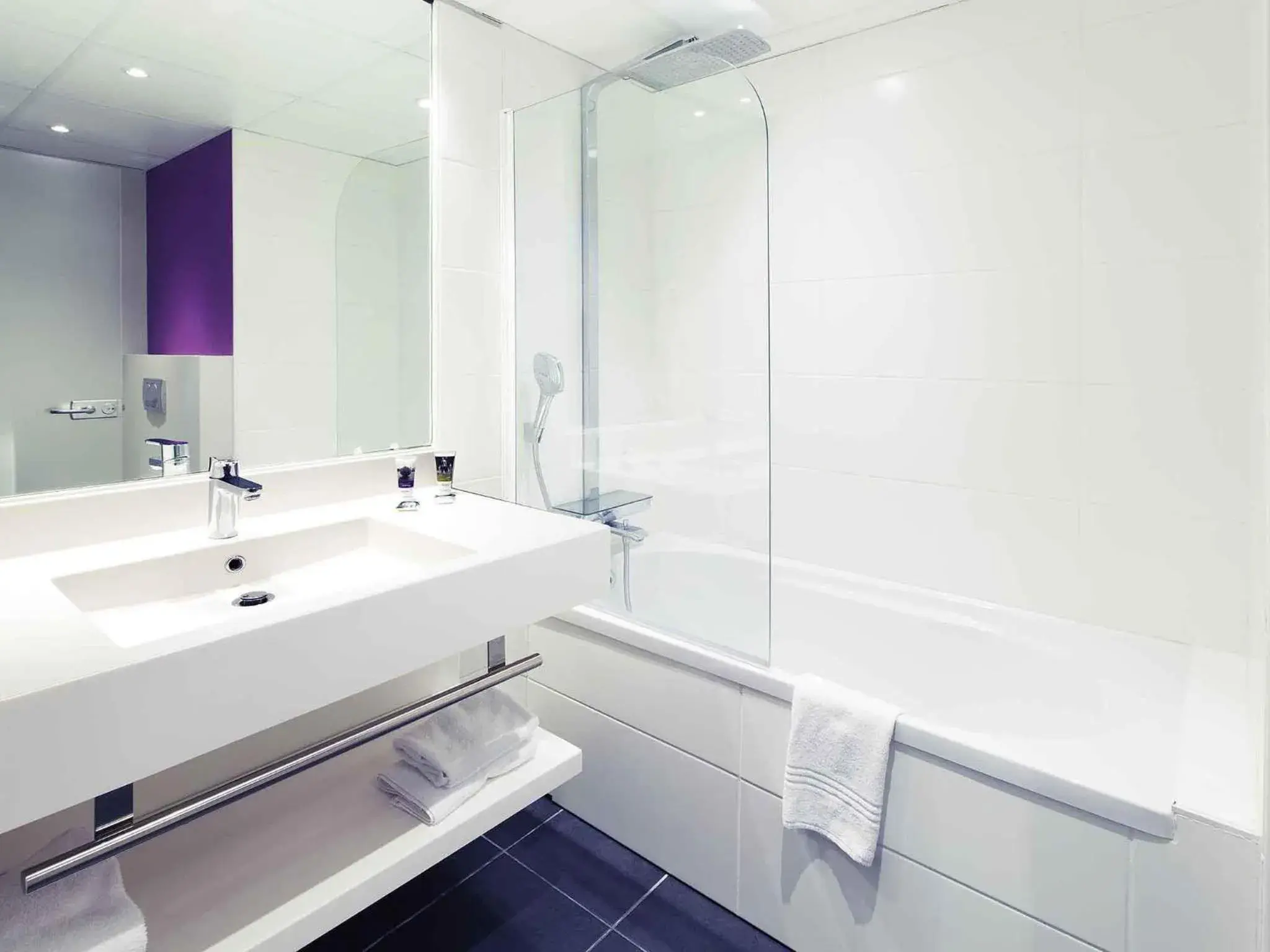 Bedroom in Mercure Strasbourg Aéroport Bedroom in Mercure Strasbourg Aéroport