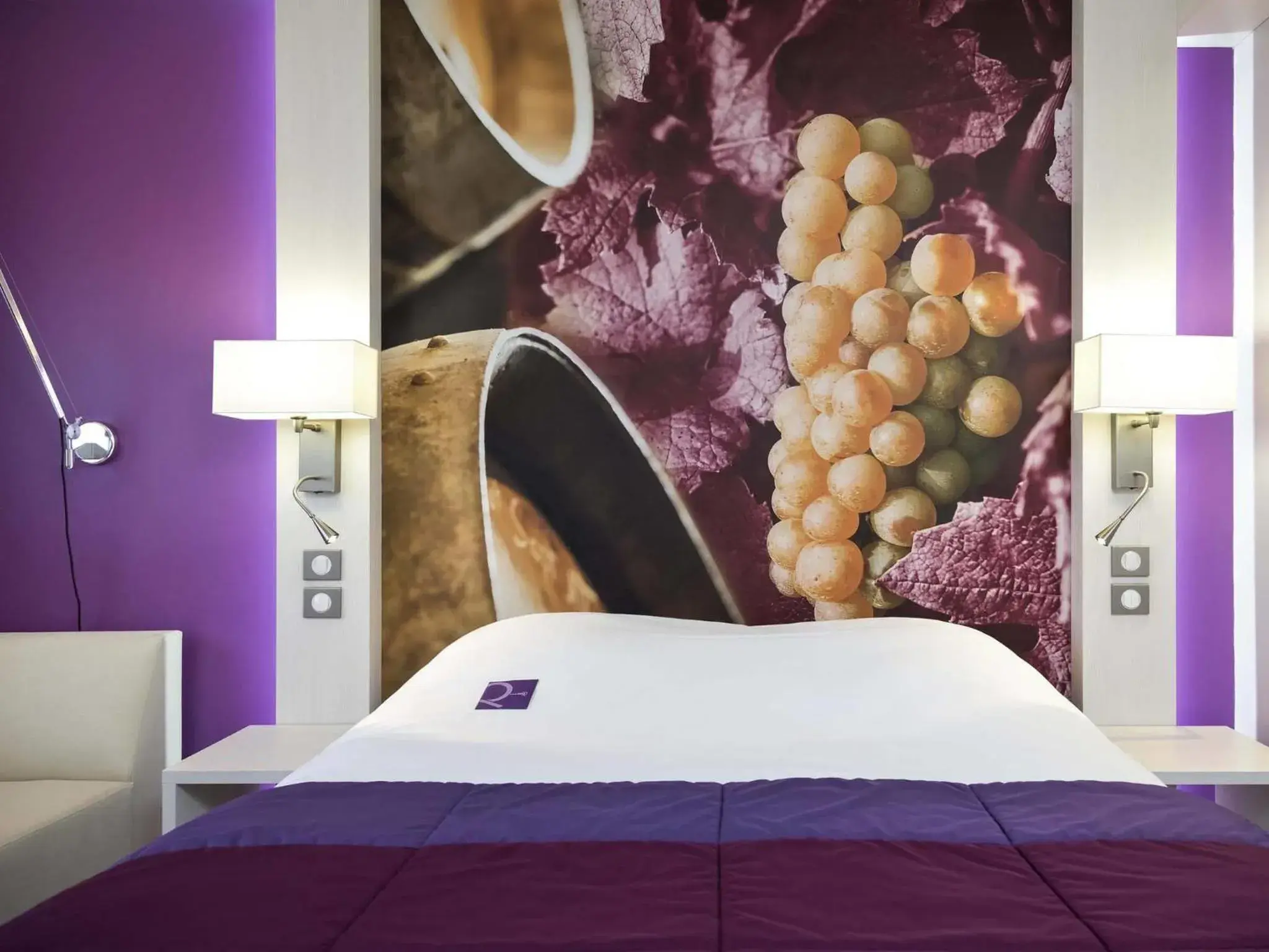 Bedroom, Bed in Mercure Strasbourg Aéroport Bedroom, Bed in Mercure Strasbourg Aéroport