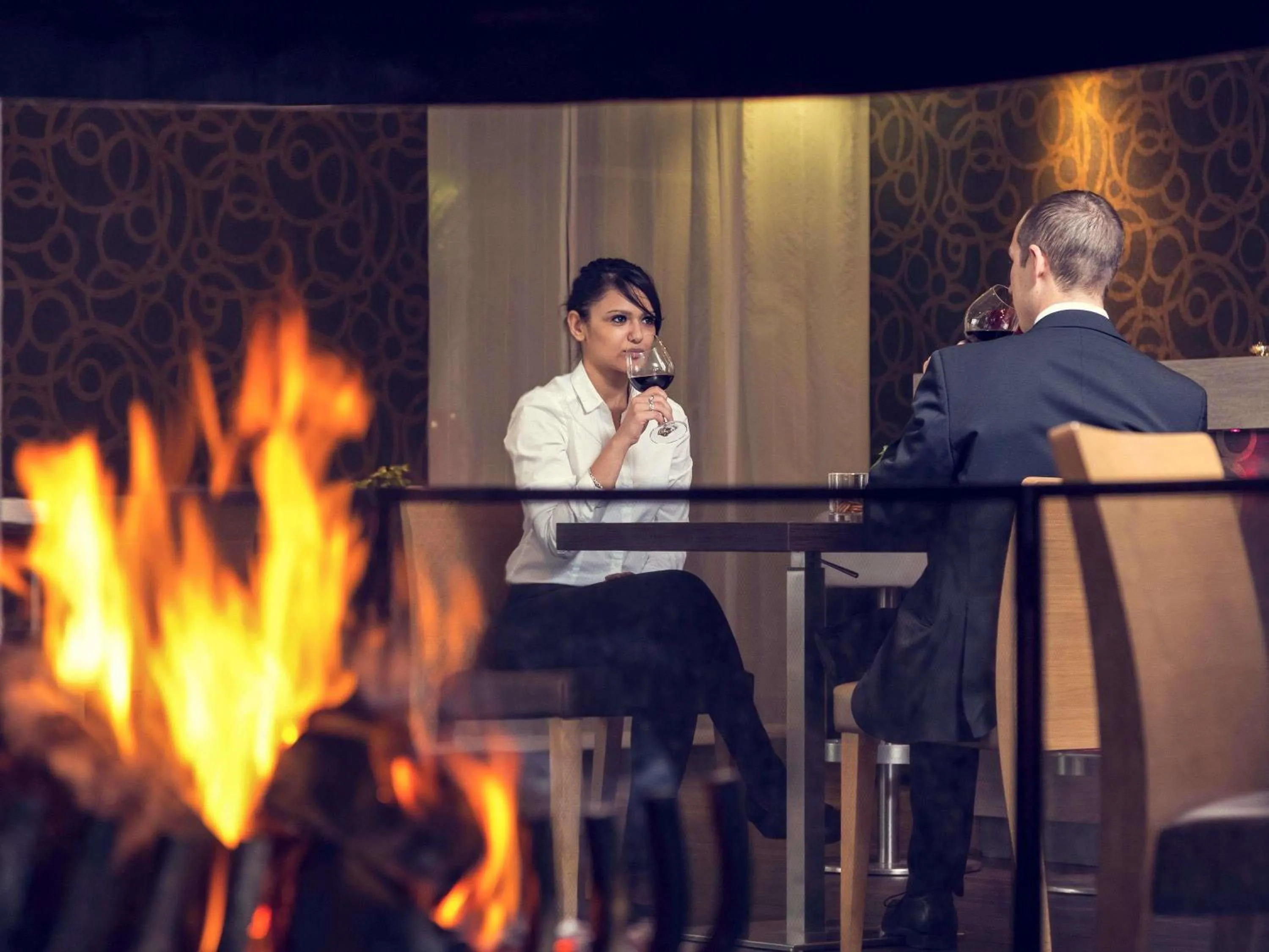 Lounge or bar in Mercure Strasbourg Aéroport