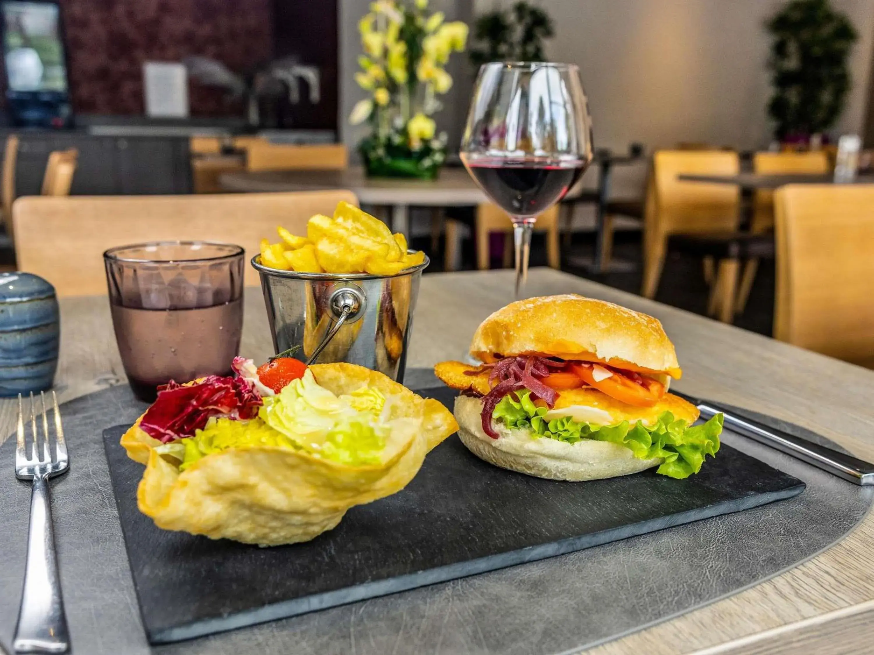 Restaurant/places to eat in Mercure Strasbourg Aéroport Restaurant/places to eat in Mercure Strasbourg Aéroport