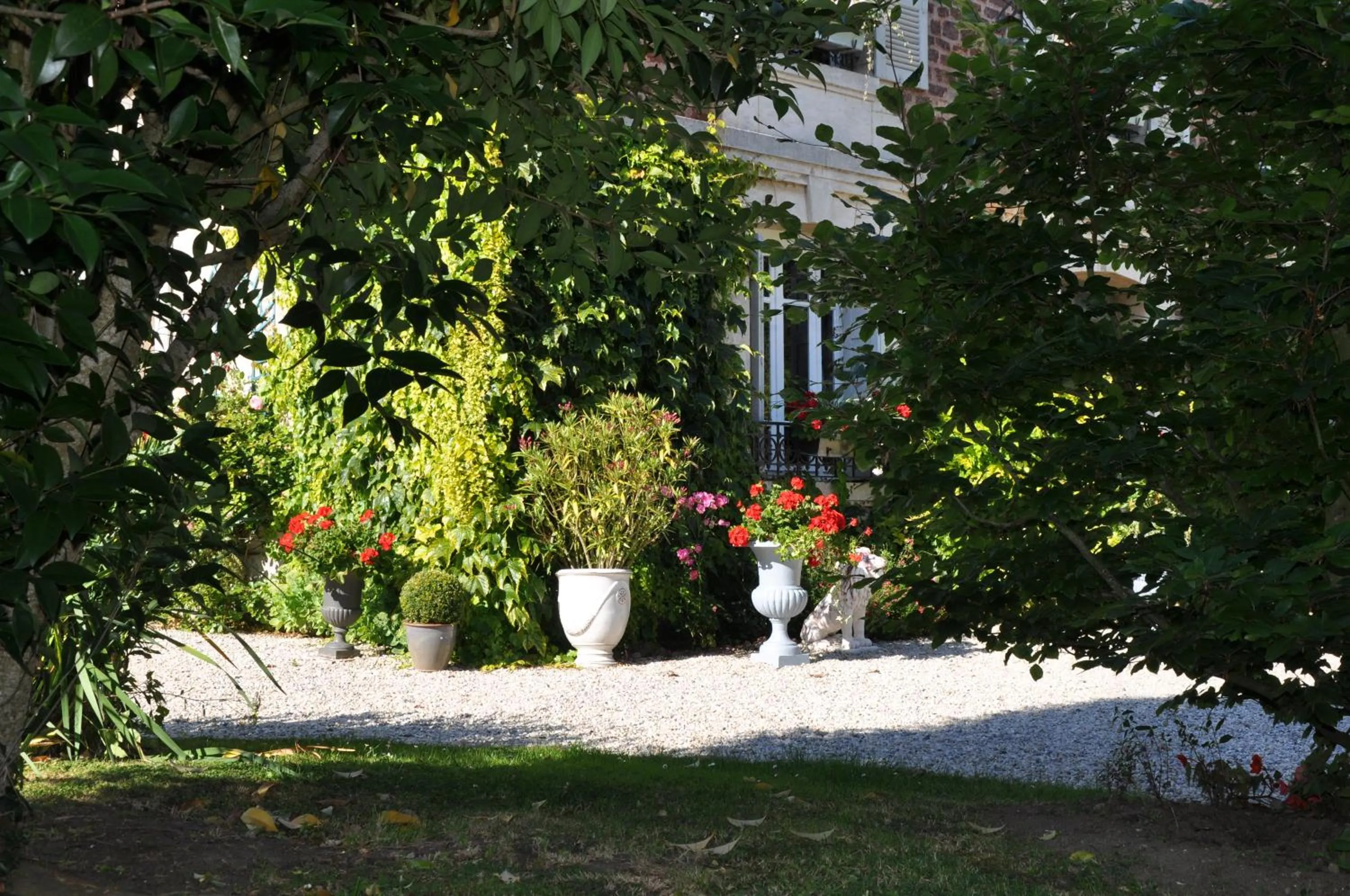 Garden in Manoir des Lions de Tourgéville