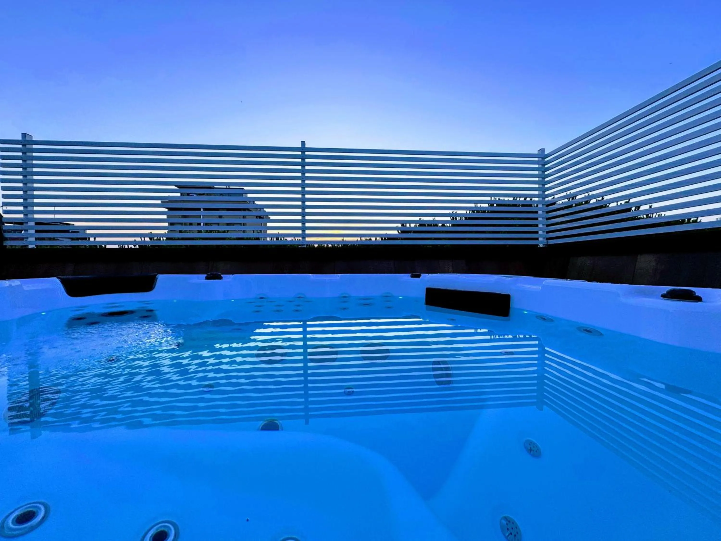 Hot Tub in Hotel Adria B&B - Colazione fino alle 12
