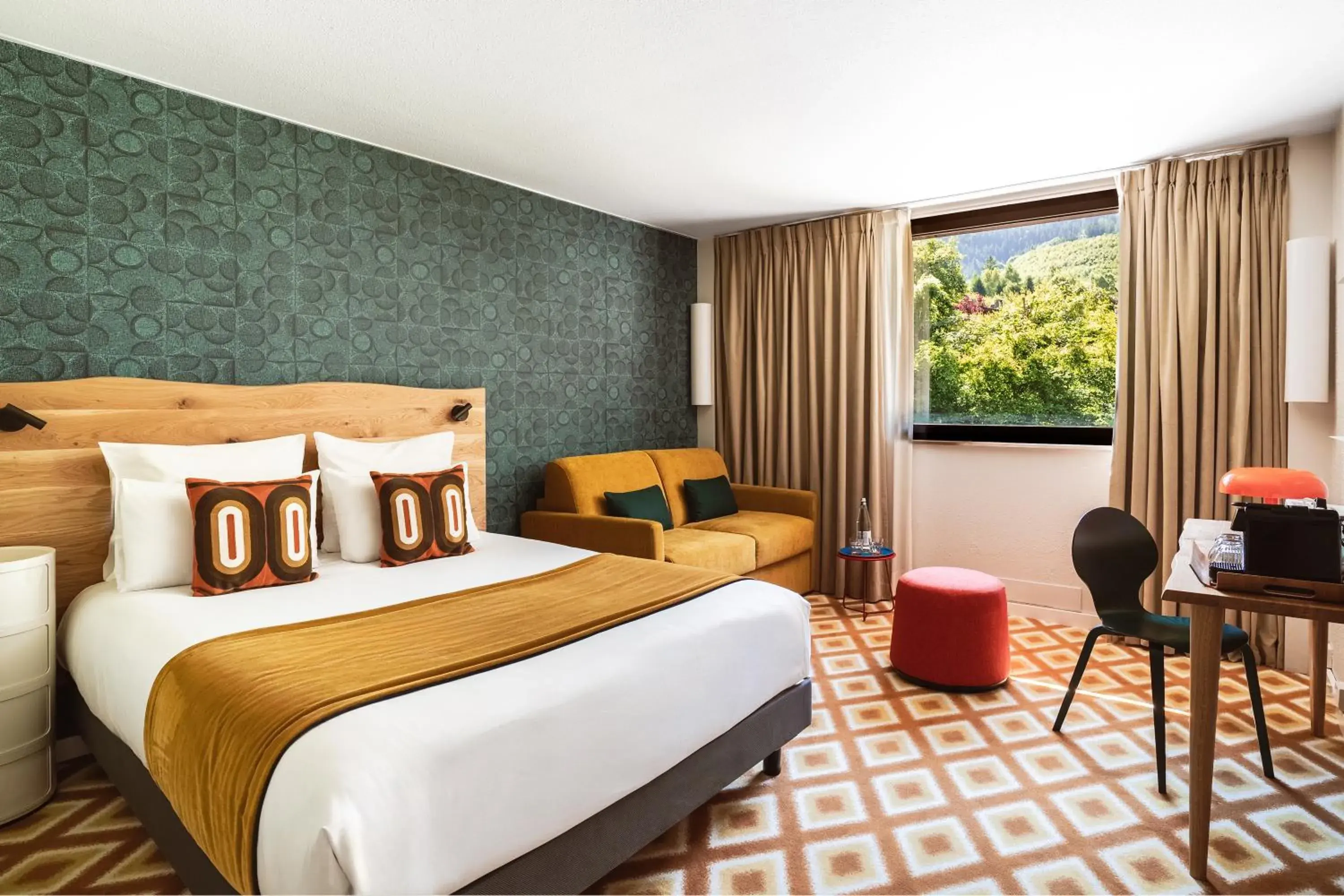 Bedroom, Bed in Big Sky Hotel & Spa Bedroom, Bed in Big Sky Hotel & Spa