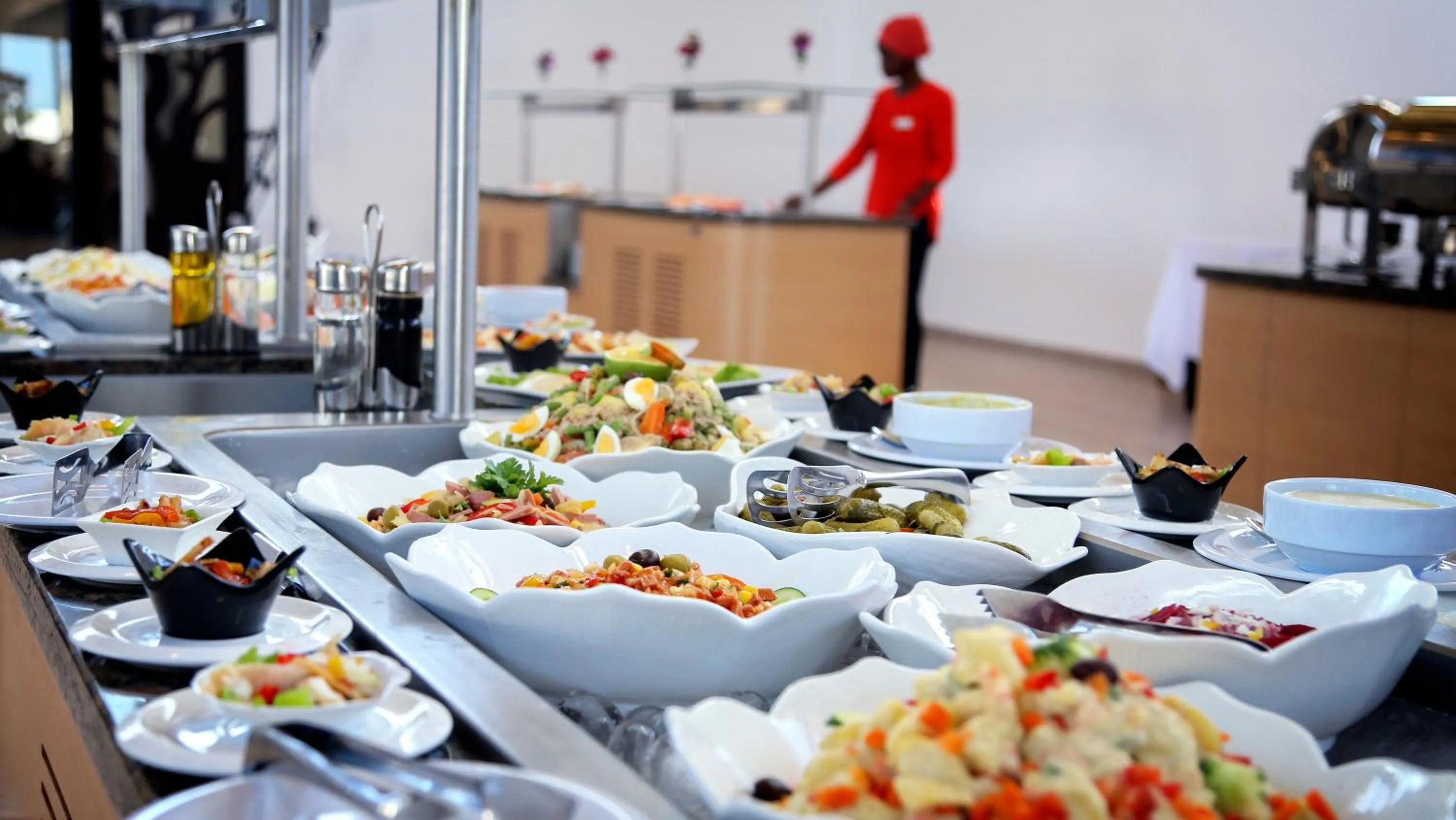 Sunbeach Hotel & Resort