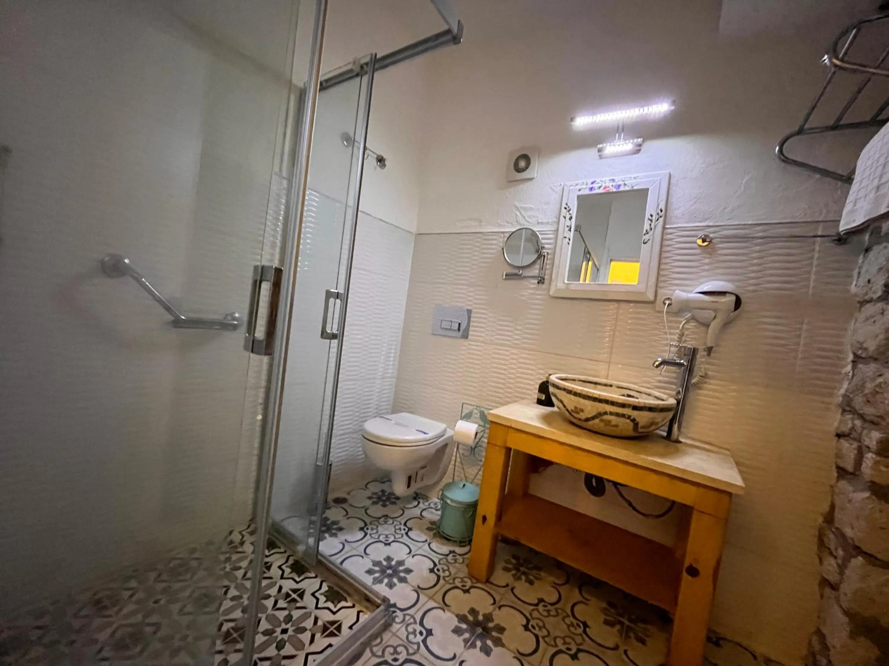 Shower in Alacati Asmali Konak Hotel