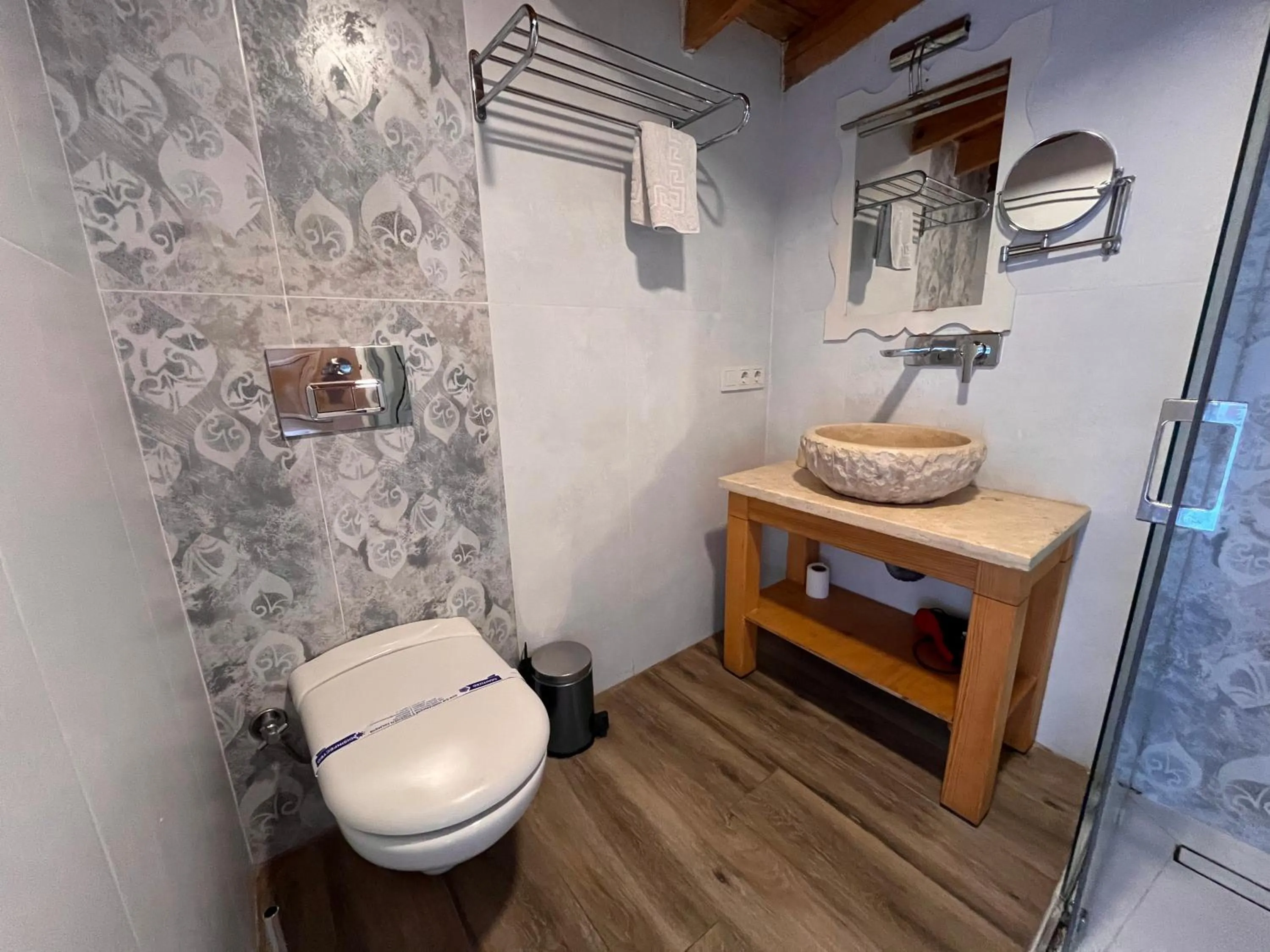 Shower in Alacati Asmali Konak Hotel