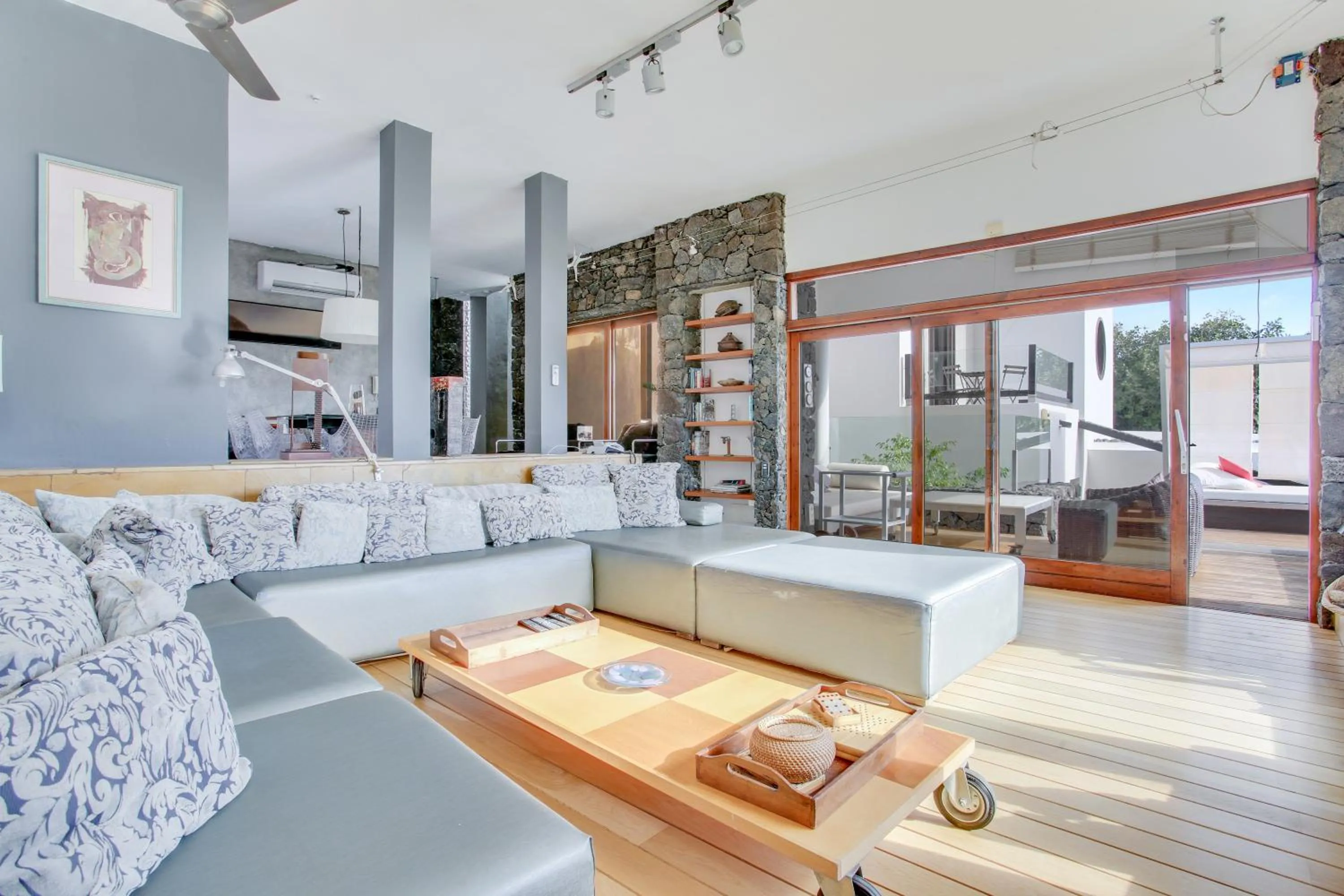 Property building in Villa Abaego