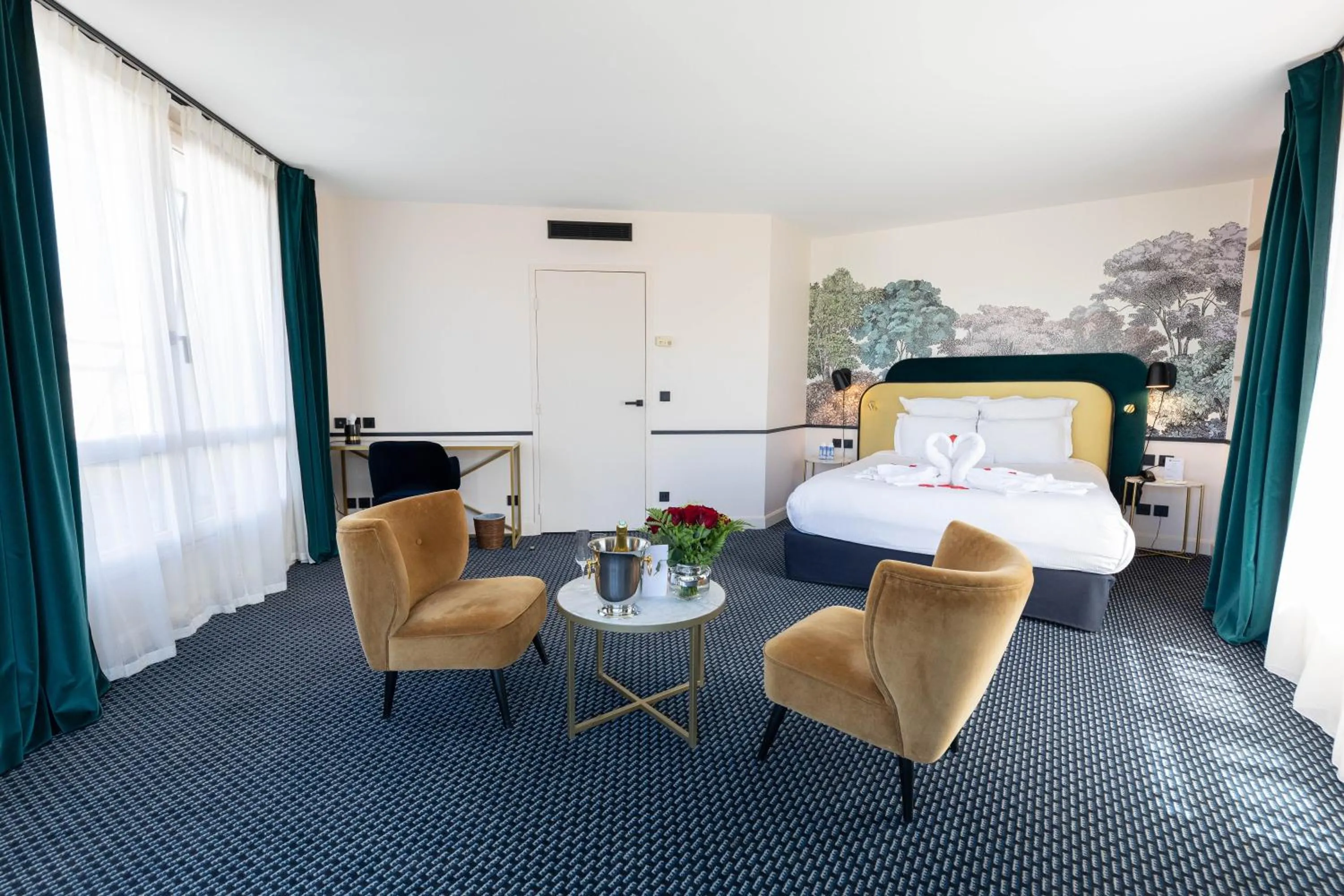 Bedroom, Bed in Best Western Hotel du Pont Wilson