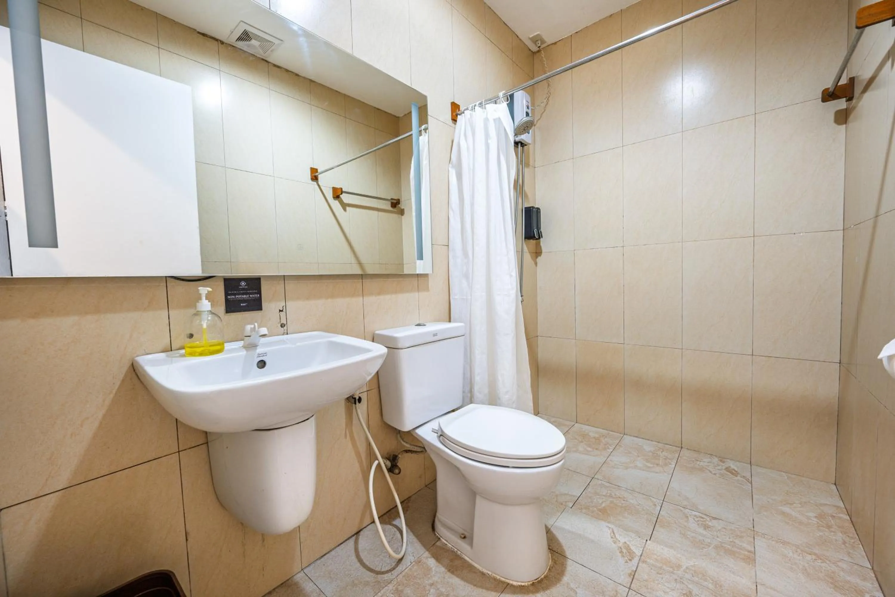 Shower in Casa Cecilia