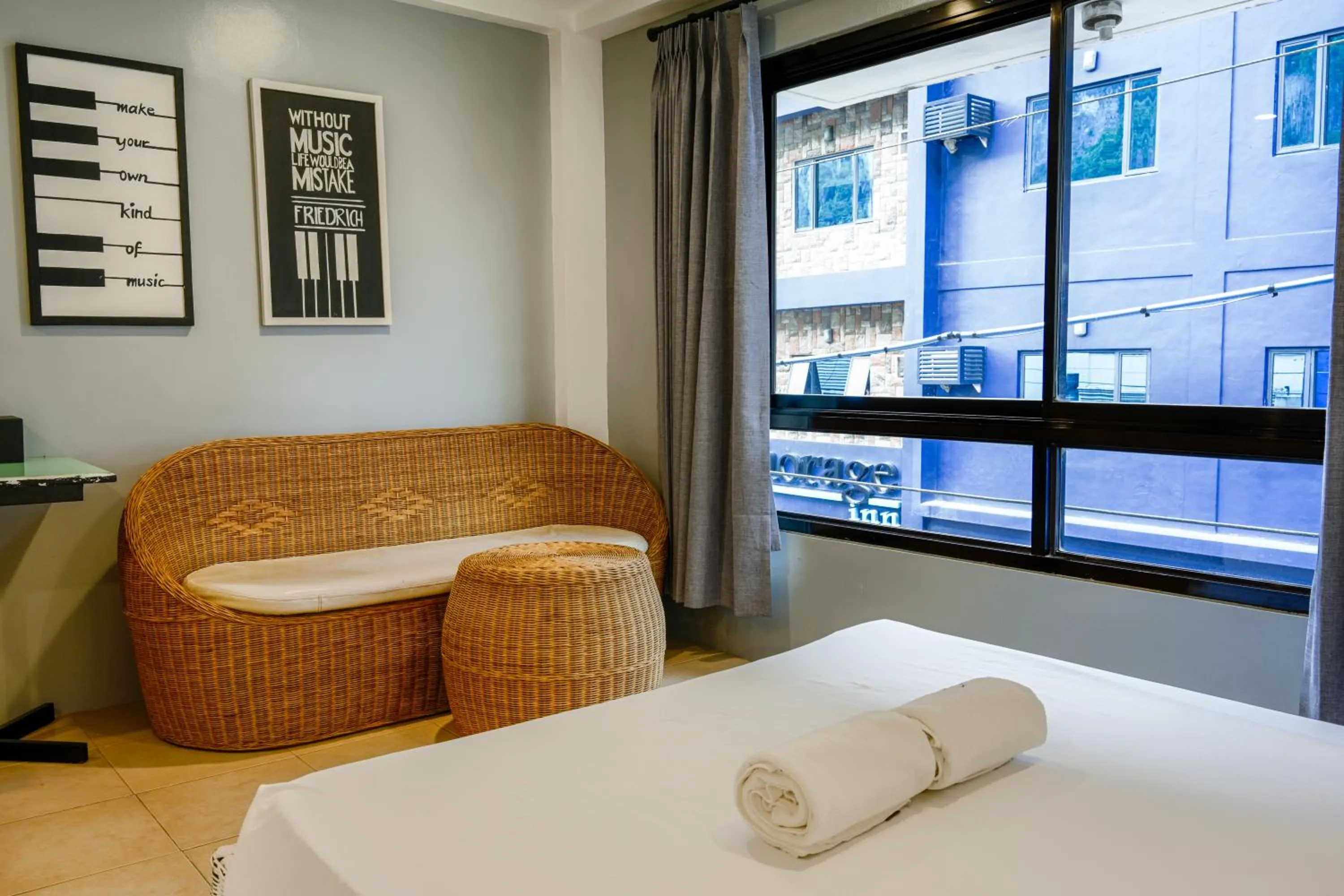 Seating area, Bed in Casa Cecilia