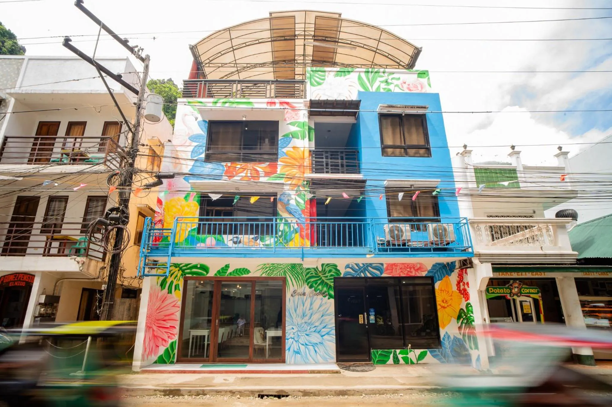 Property building in Casa Cecilia