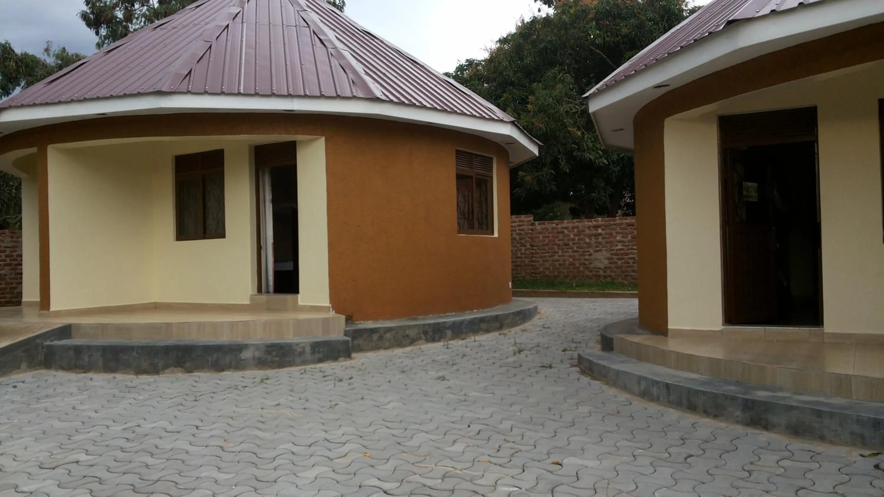 Property building in Kalalo Cottage Inn