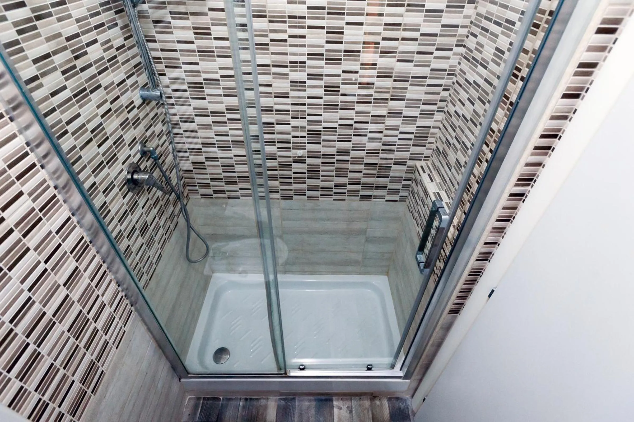 Bathroom in TIBURTINA INN GUEST HOUSE