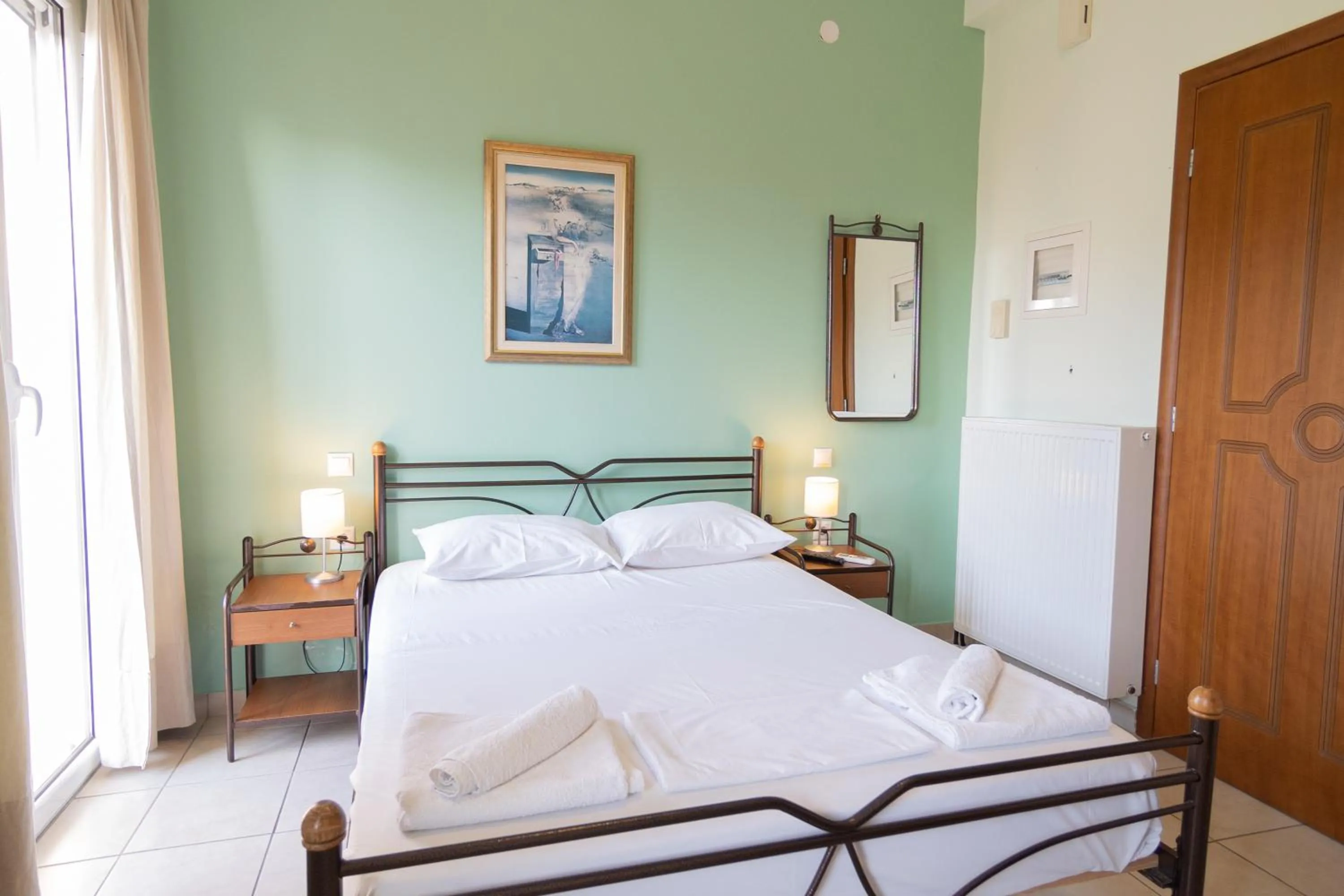 Bed in Tsertos Apartments