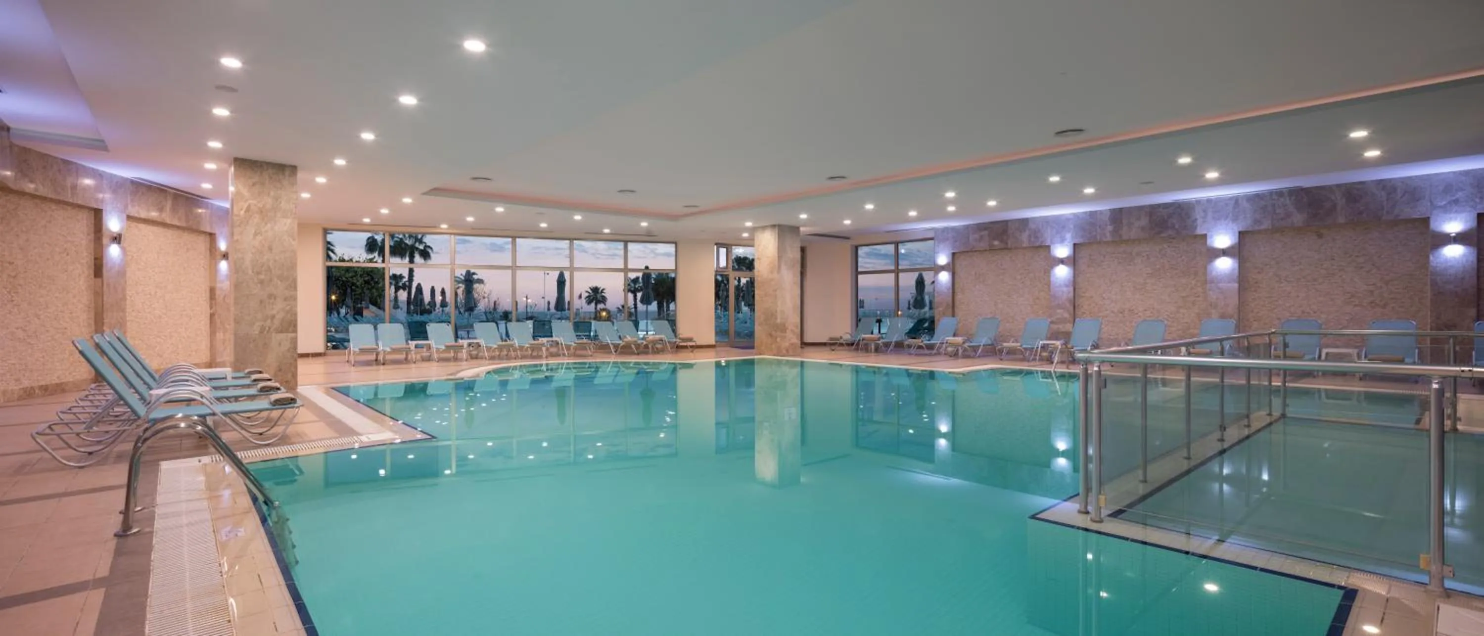 Swimming pool in Arcanus Hotels Sorgun - Ultra All Inclusive