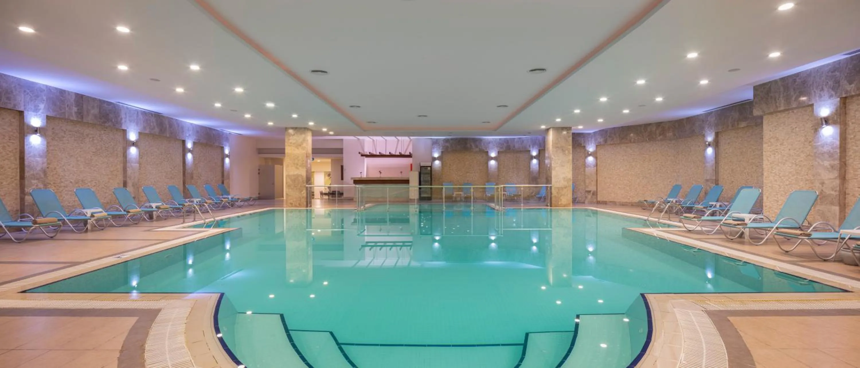 Swimming pool in Arcanus Hotels Sorgun - Ultra All Inclusive