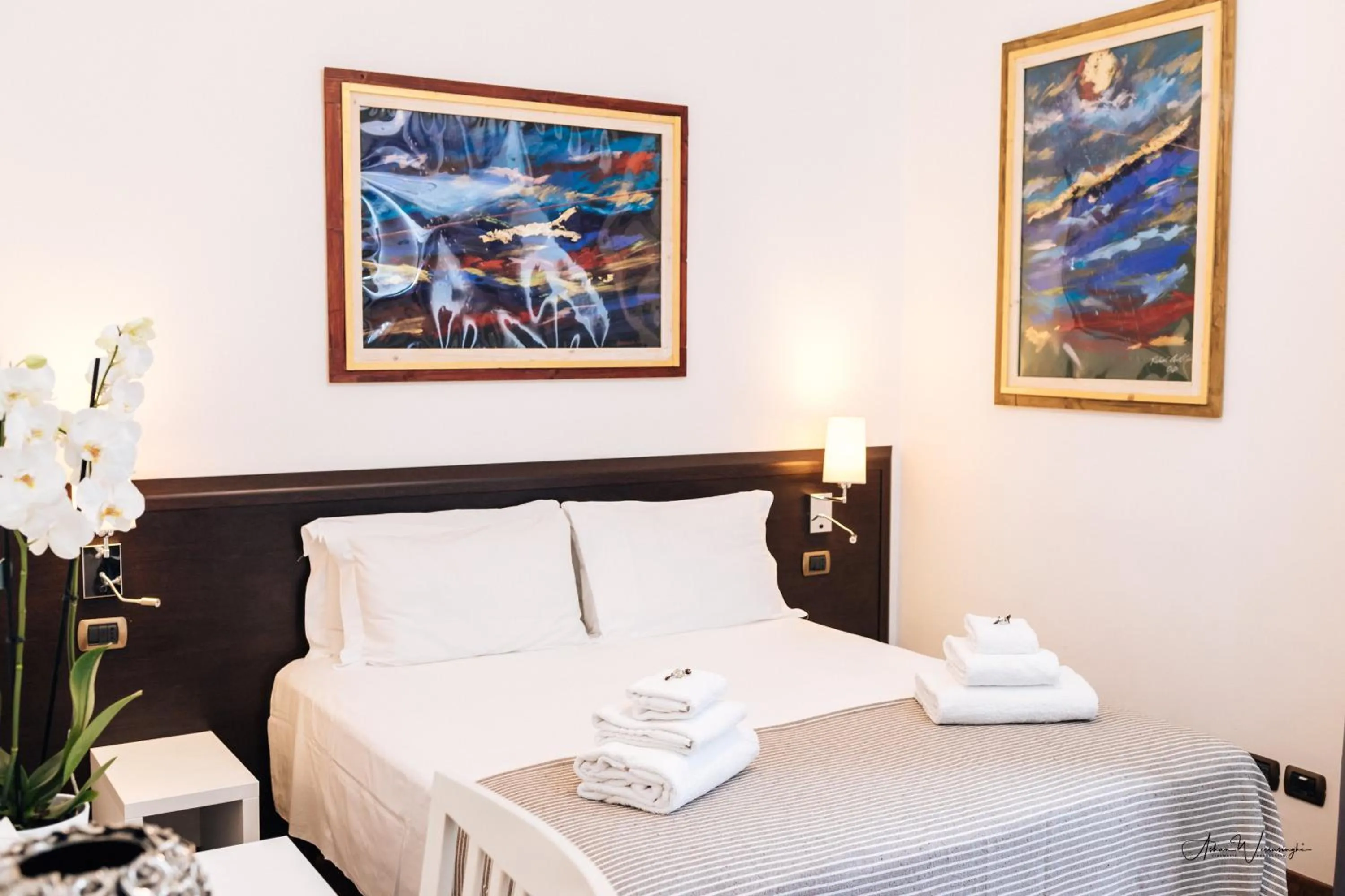Bed in Magik rooms