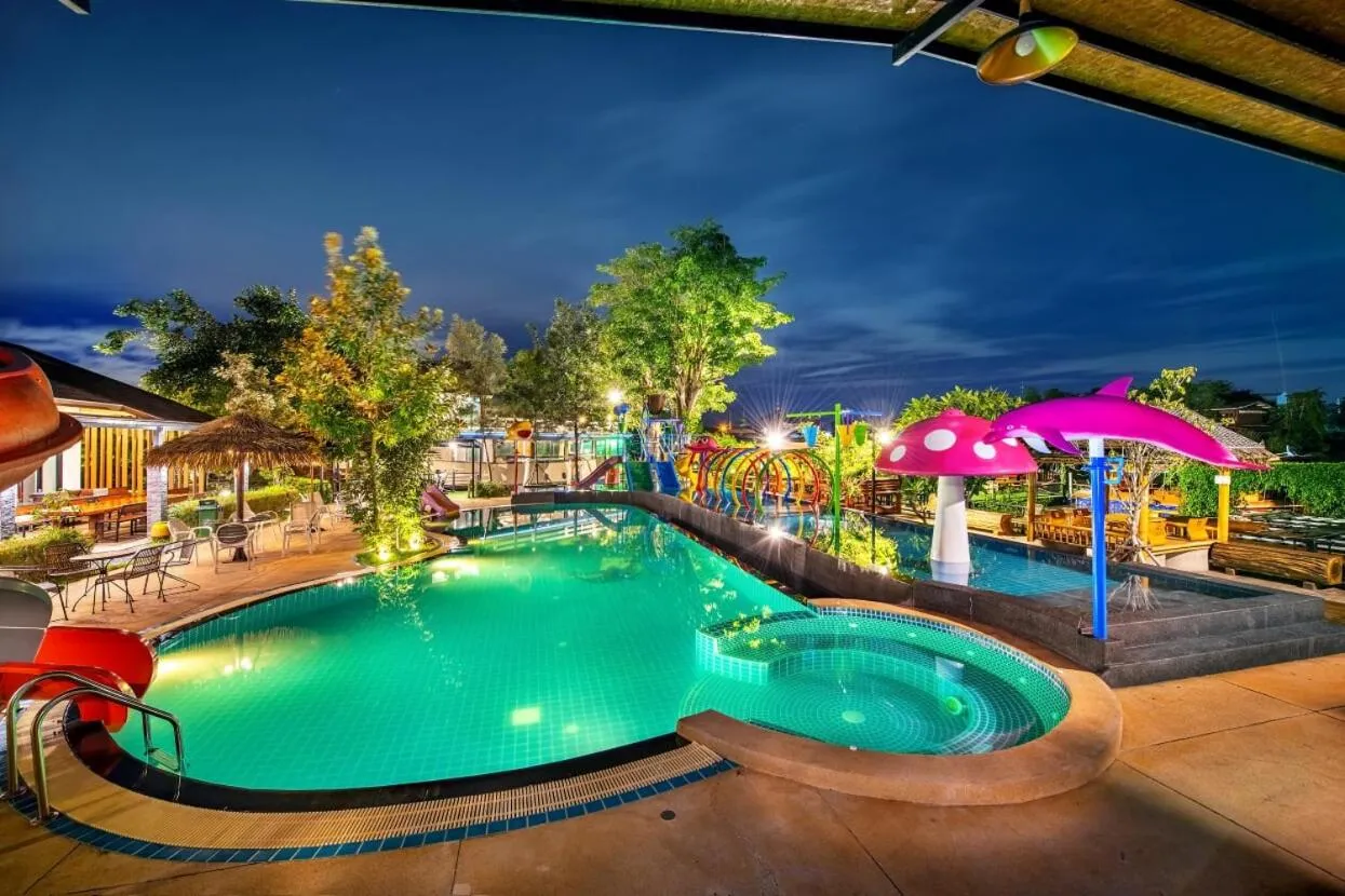 Aqua park in Boat House Boutique Riverside