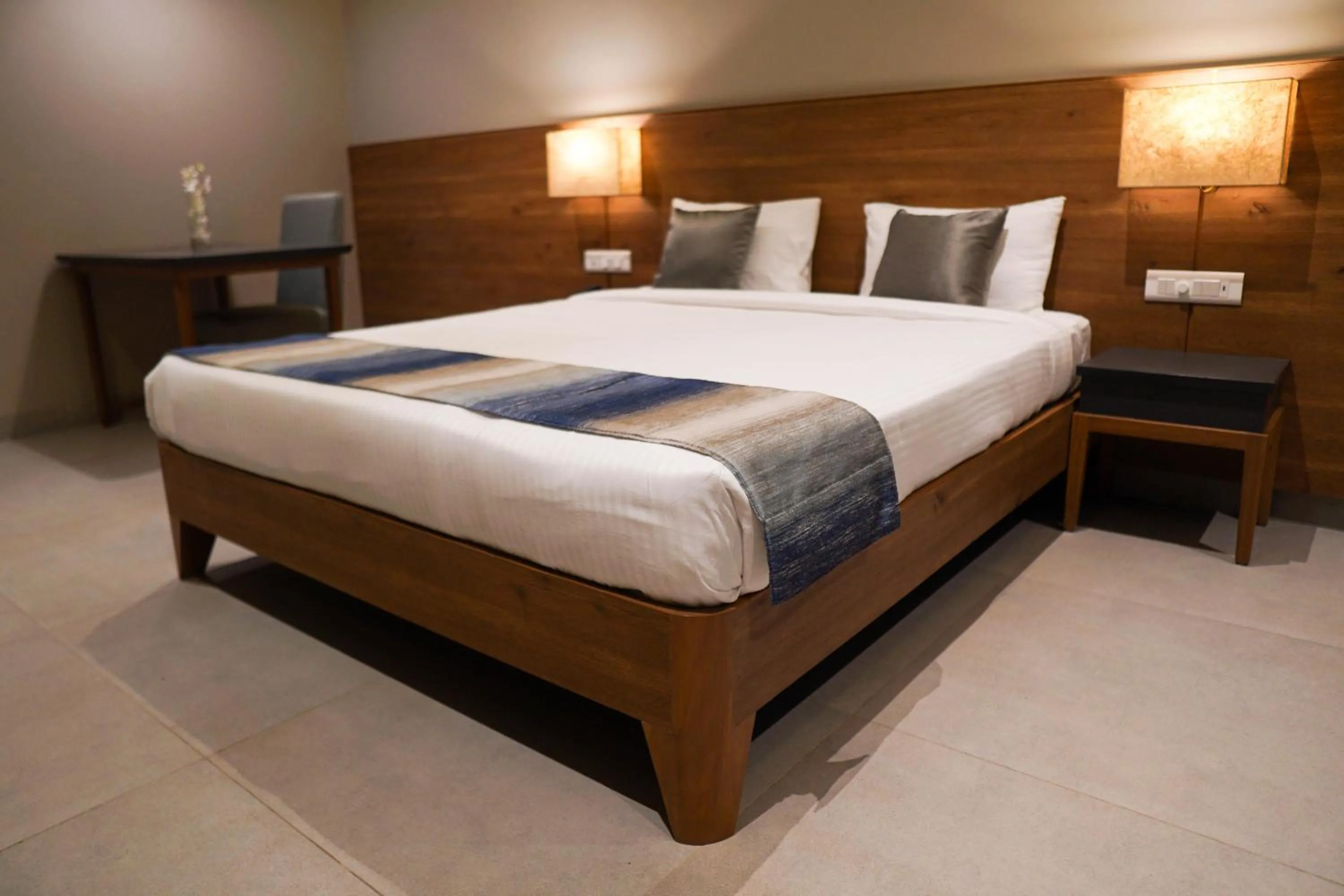 Photo of the whole room, Bed in Cosmique Clarks Inn Suites Goa