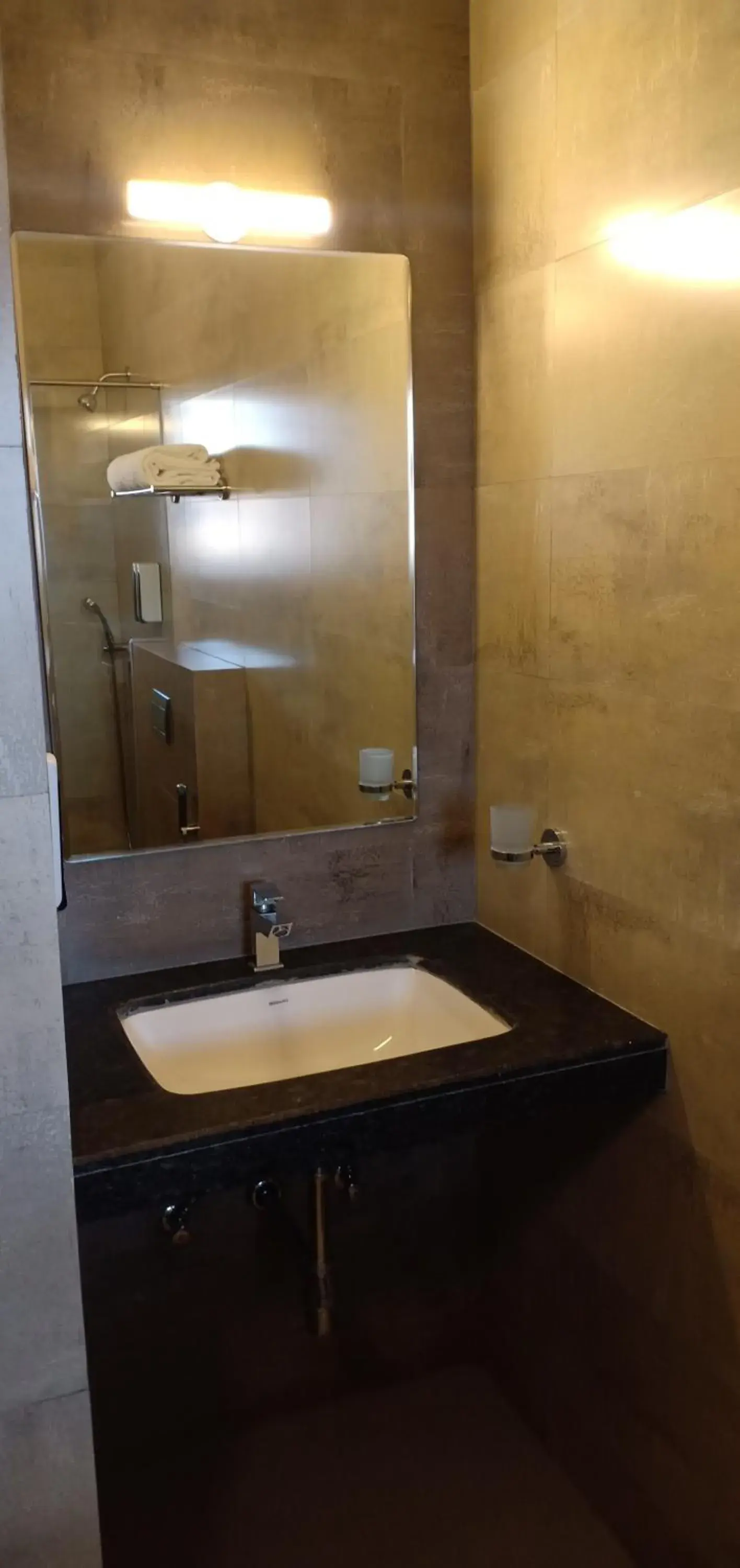 Superior Twin Room - single occupancy in Cosmique Clarks Inn Suites Goa Superior Twin Room - single occupancy in Cosmique Clarks Inn Suites Goa