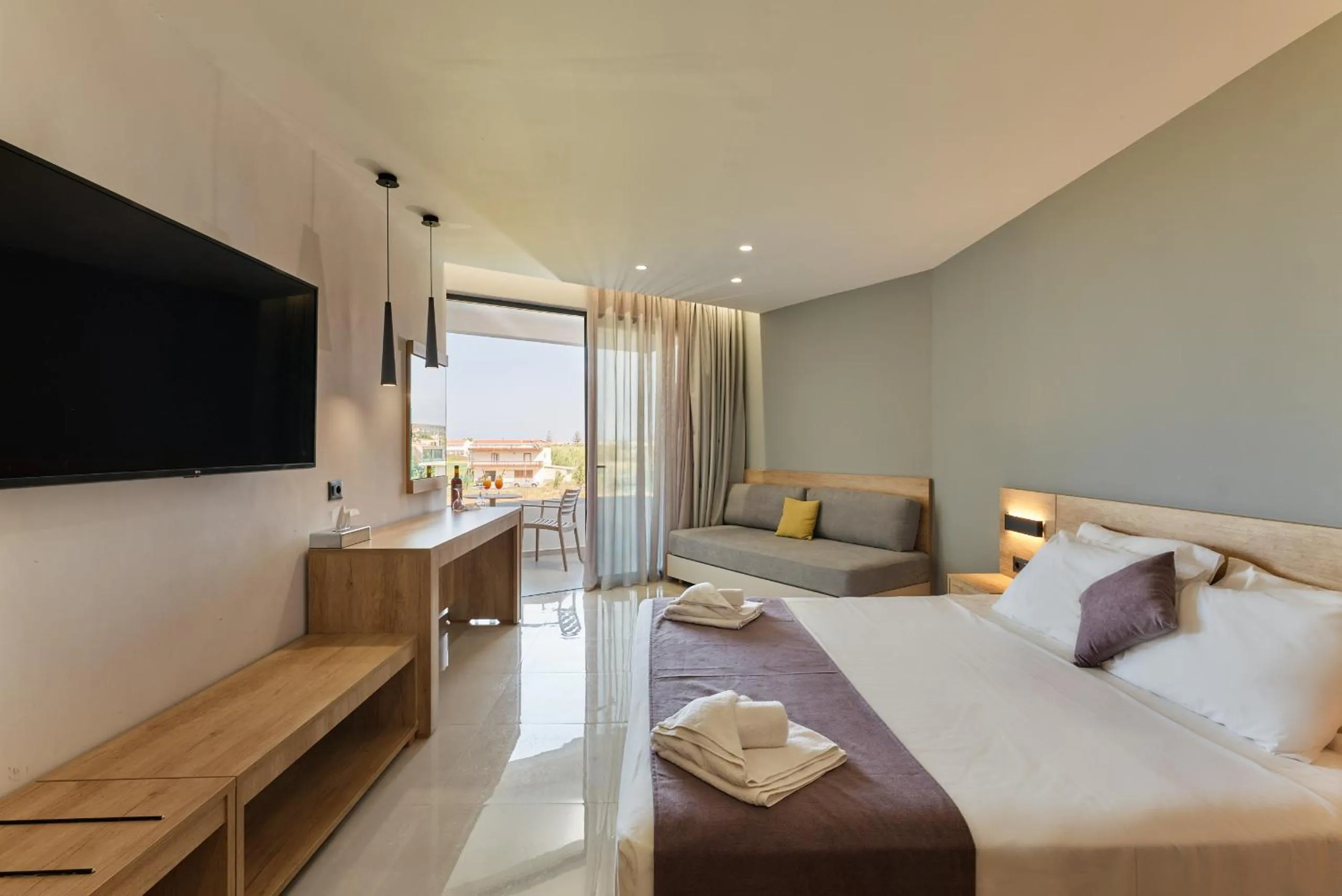 Bed in Galini Palace