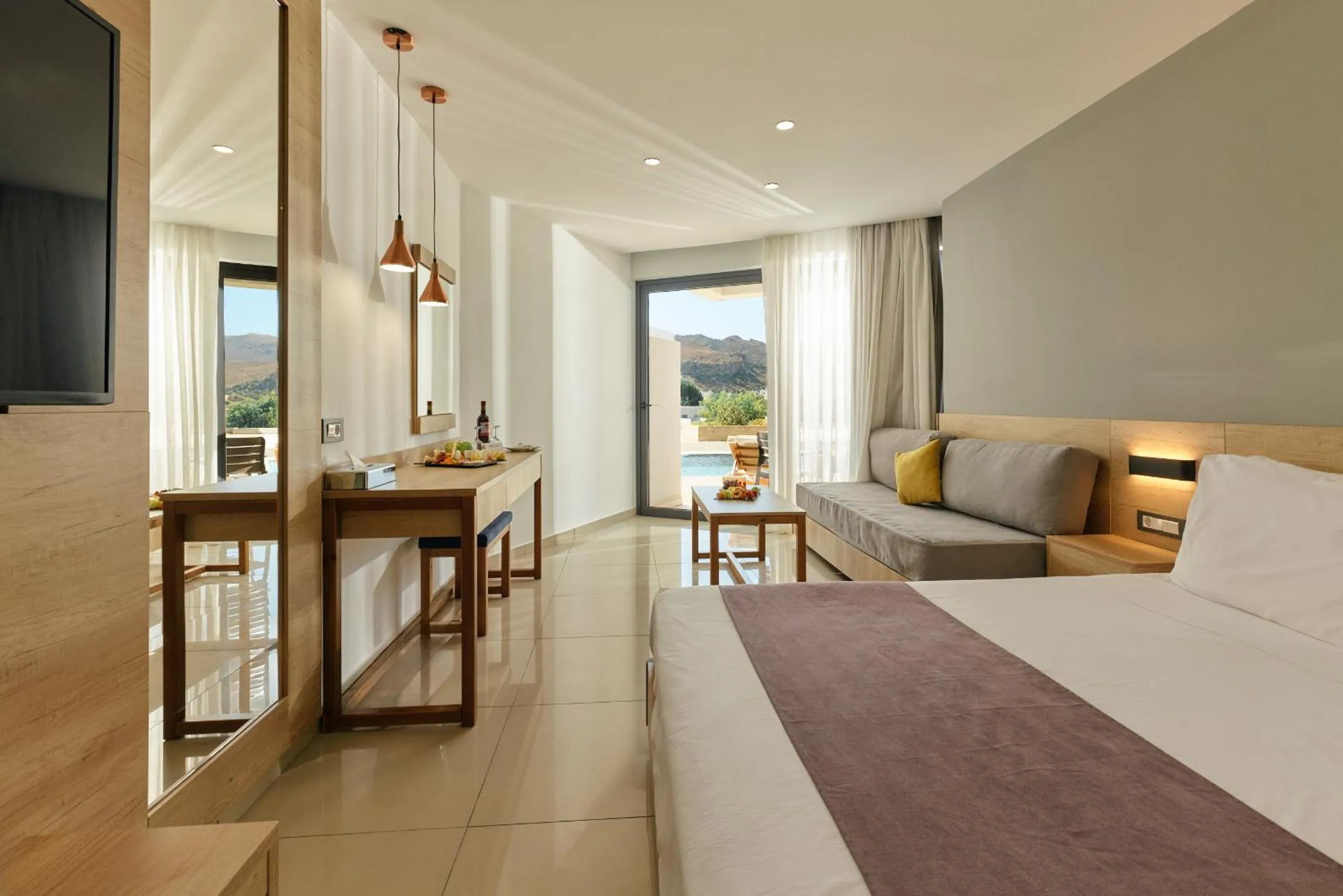 Bed in Galini Palace