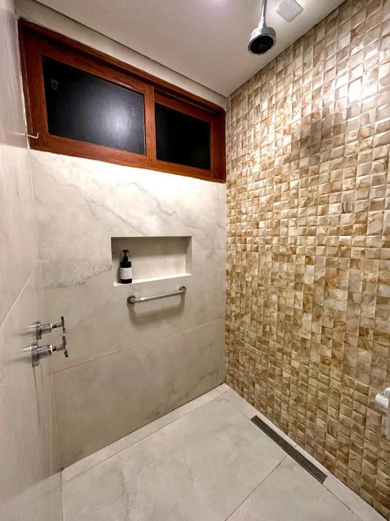 Shower in Hotel Pousada Villa Zena - Frente ao Mar - Pé na areia