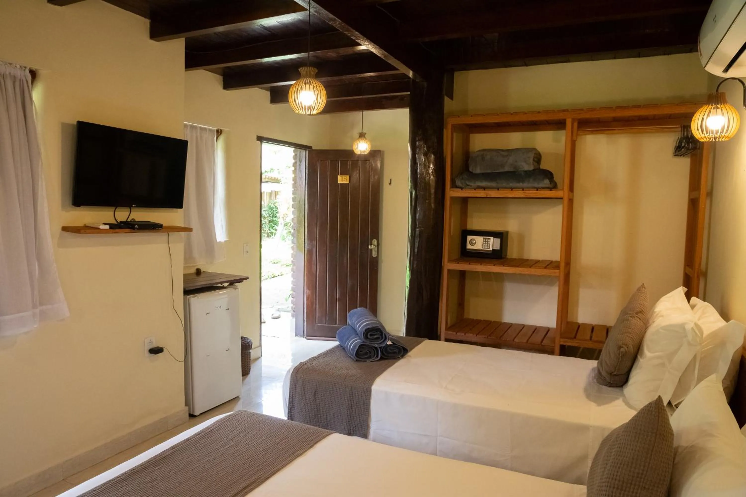 TV and multimedia, Bed in Hotel Pousada Villa Zena - Frente ao Mar - Pé na areia