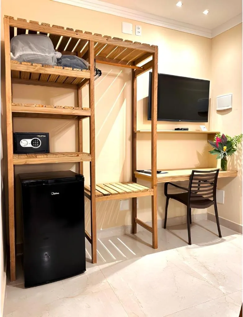 TV and multimedia in Hotel Pousada Villa Zena - Frente ao Mar - Pé na areia