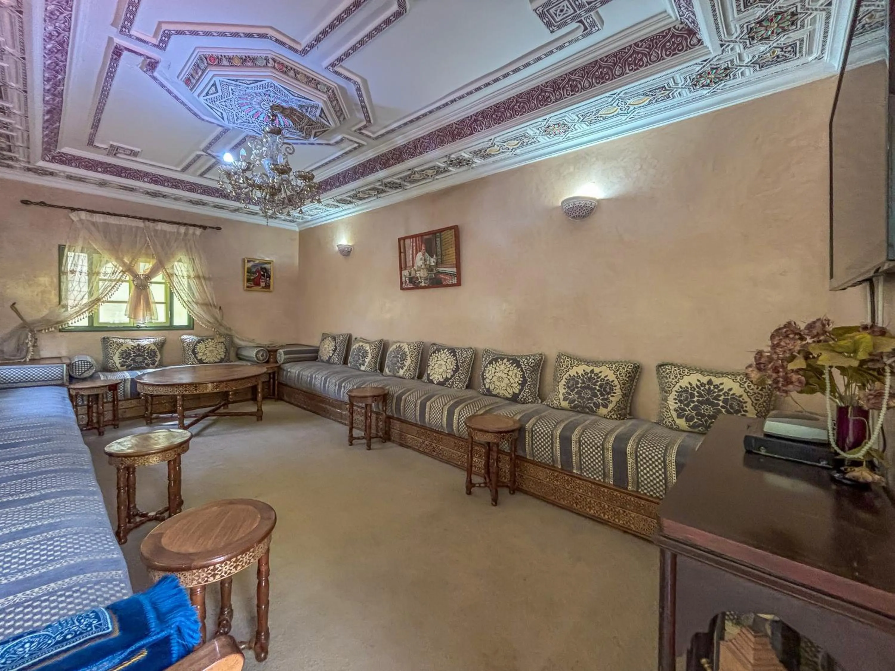 TV and multimedia in Le Bleu House