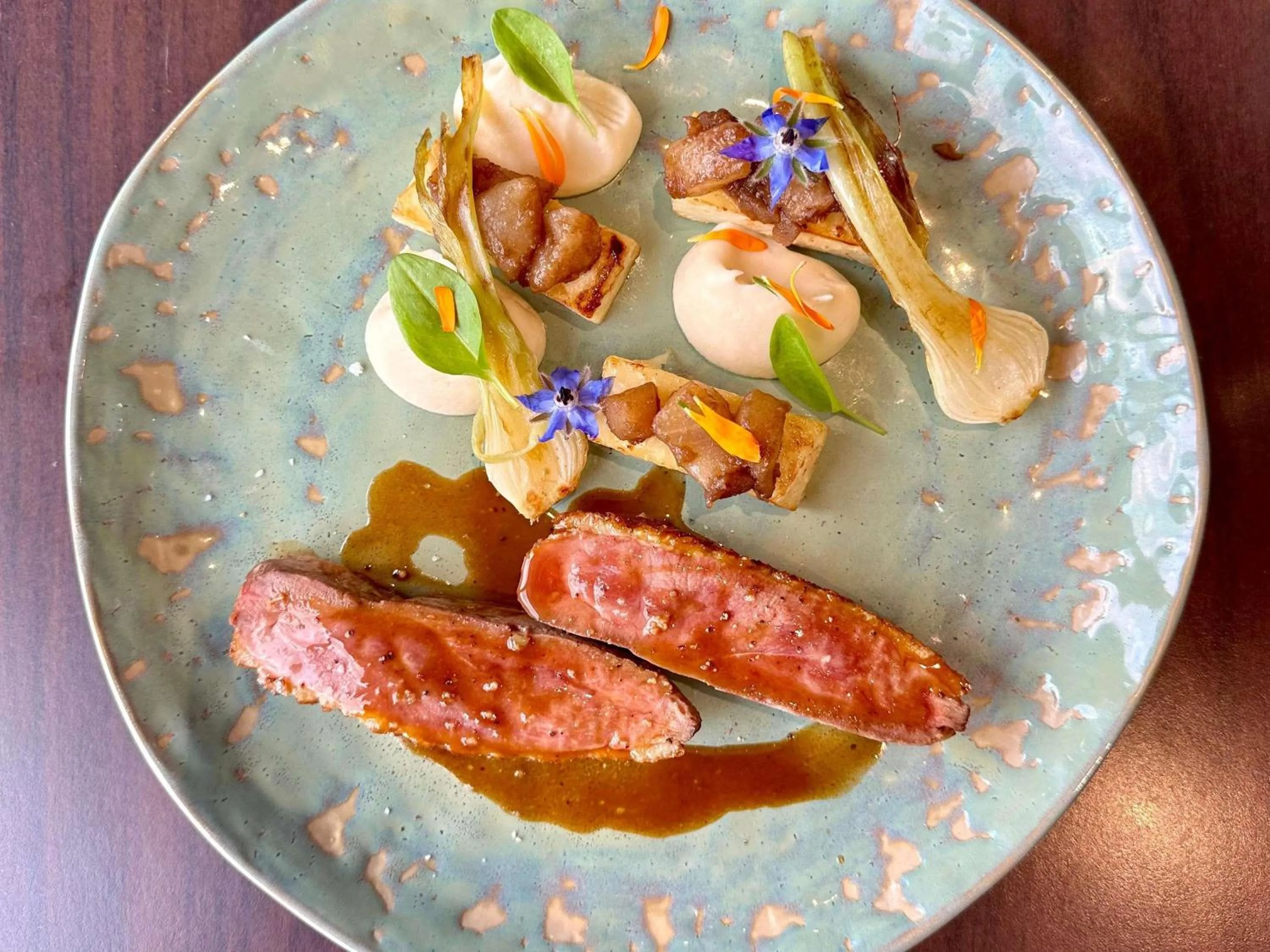 Restaurant/places to eat in ibis Styles Aix les Bains Domaine de Marlioz