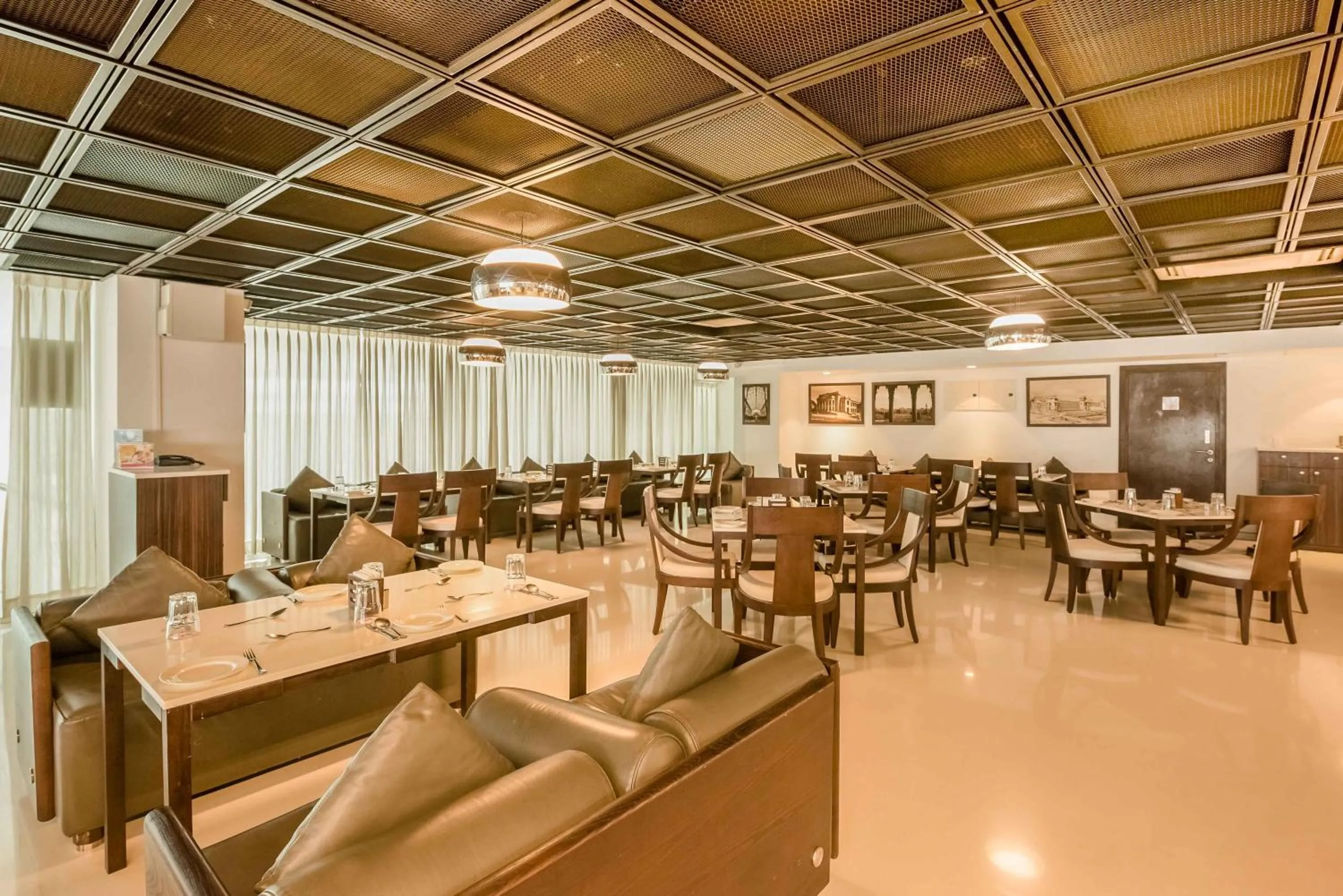 Restaurant/places to eat in Springs Hotels and Spa