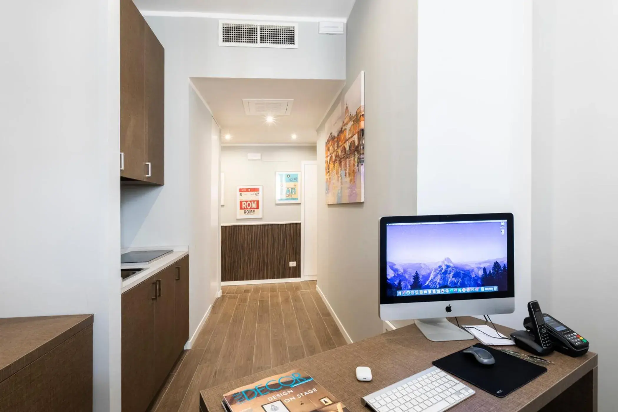 Lobby or reception in Giubbonari Suites Lobby or reception in Giubbonari Suites