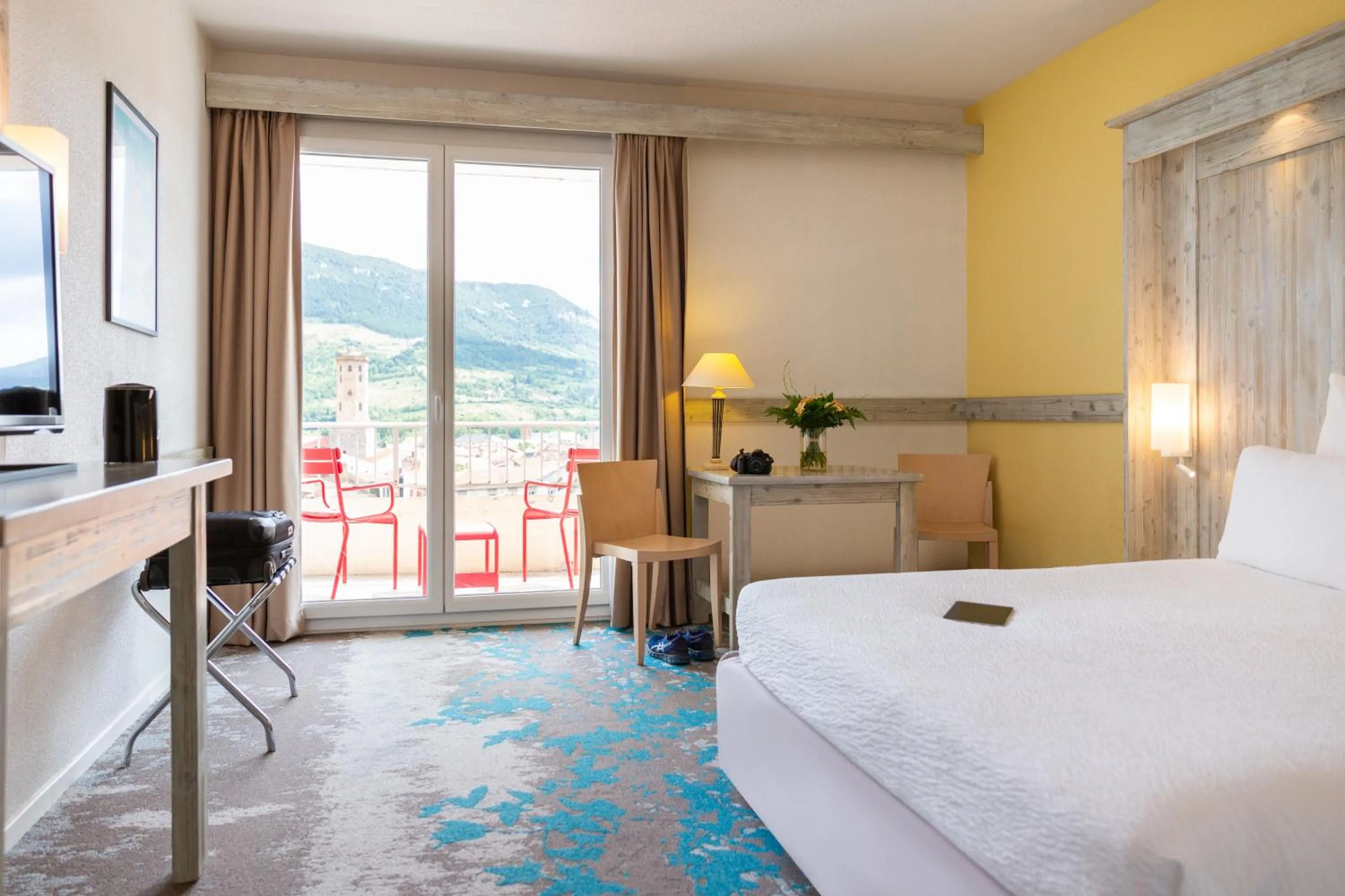 Bed in Mercure Millau