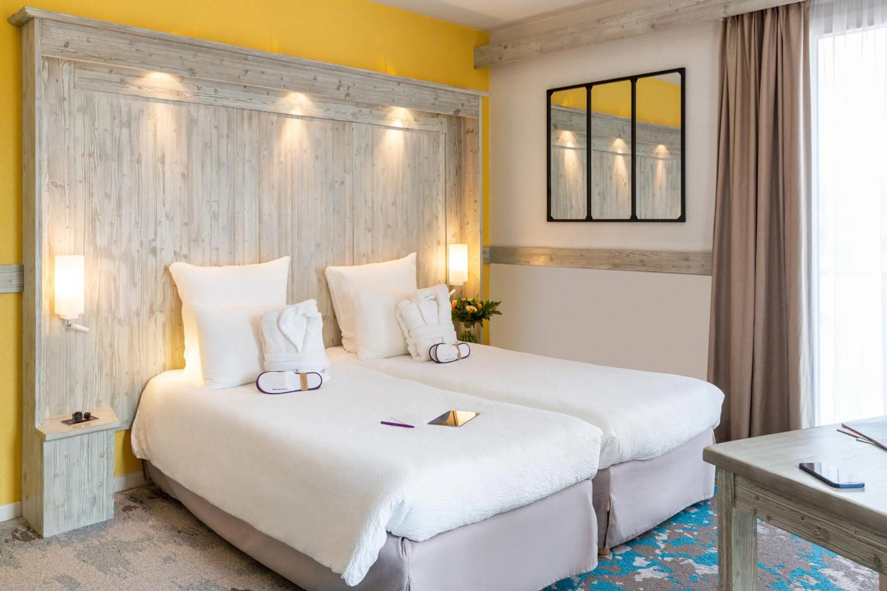 Bed in Mercure Millau