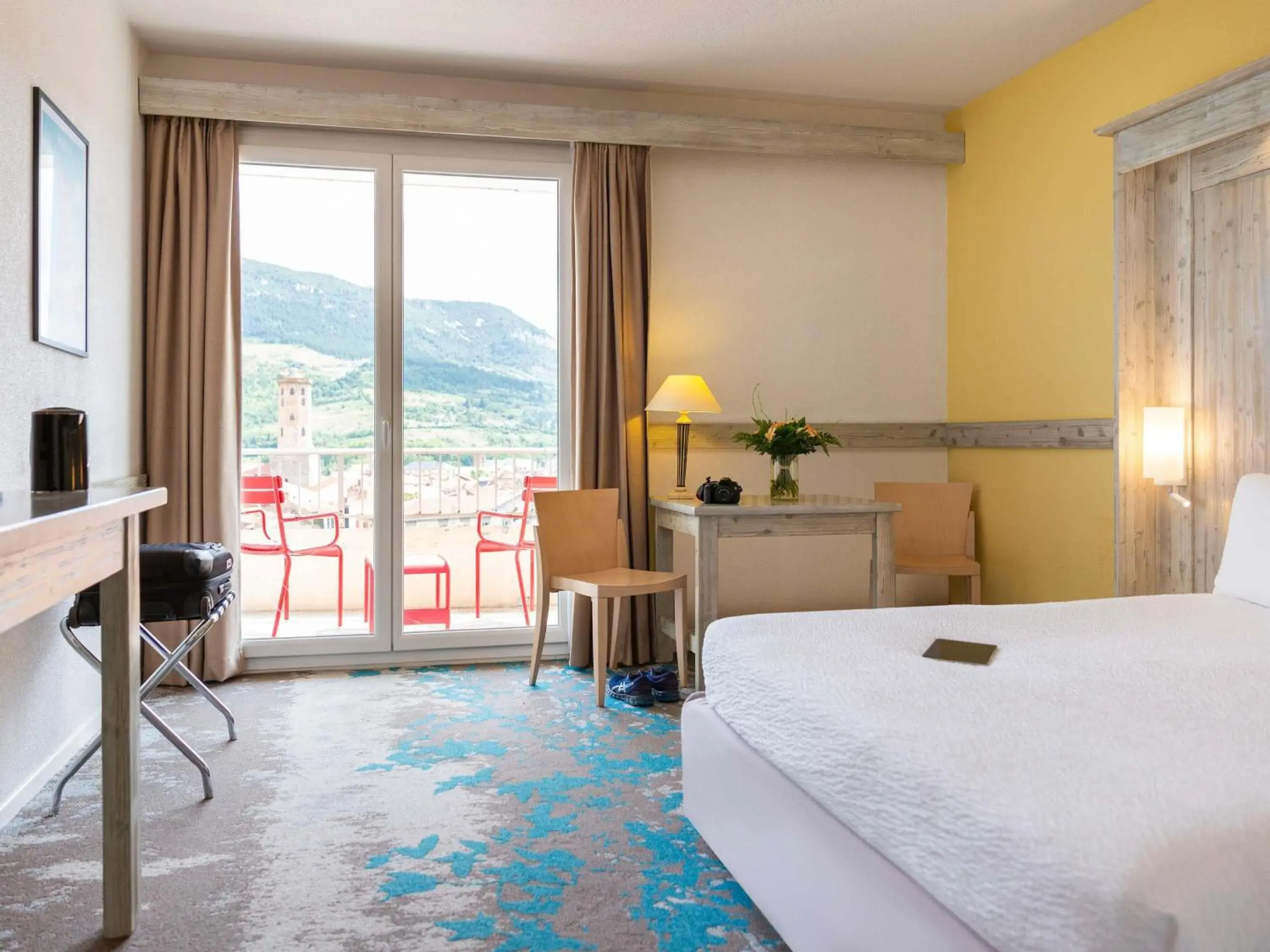 Classic Double Room with Viaduct View in Mercure Millau Classic Double Room with Viaduct View in Mercure Millau