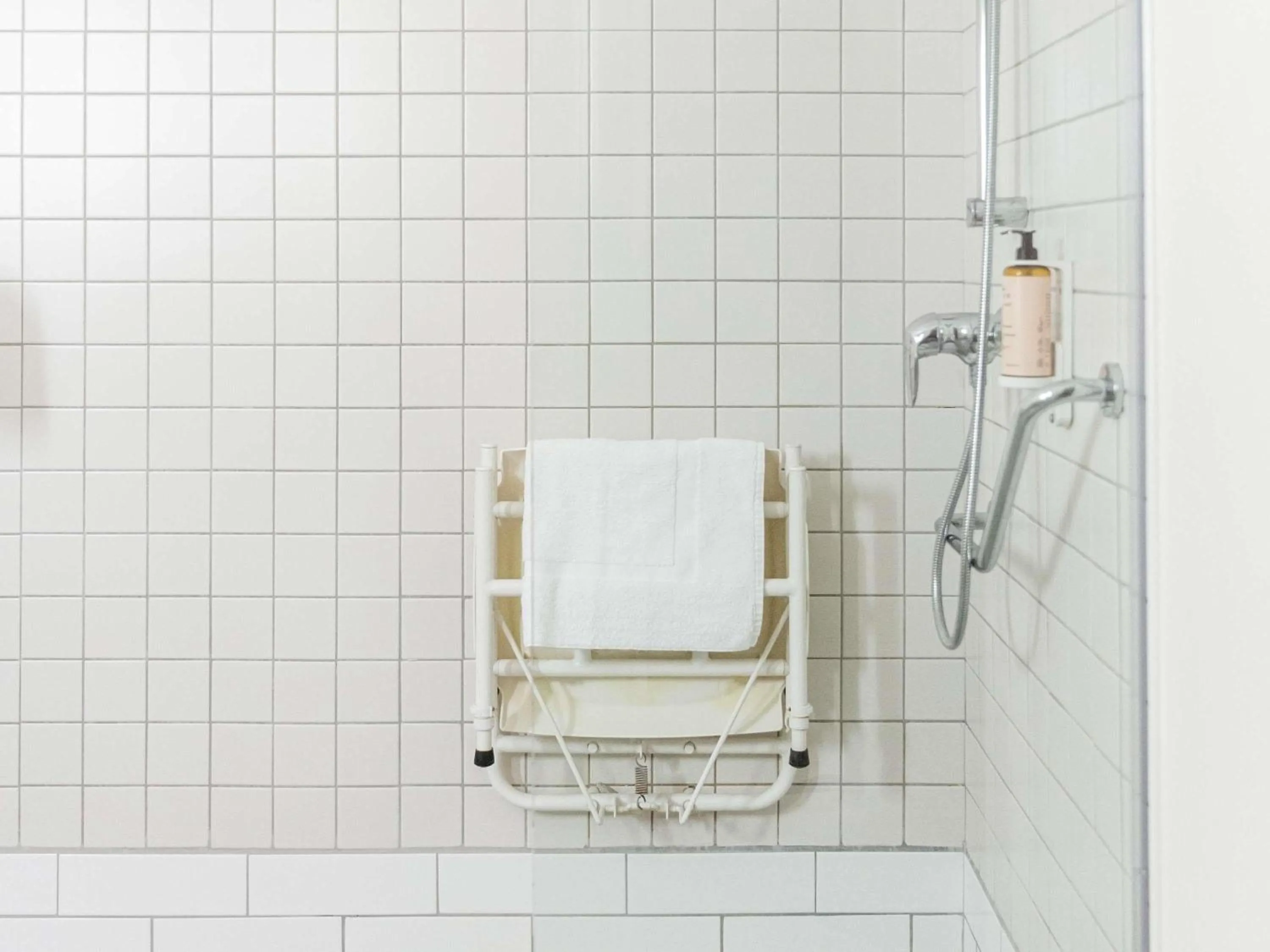 Bedroom in Mercure Millau