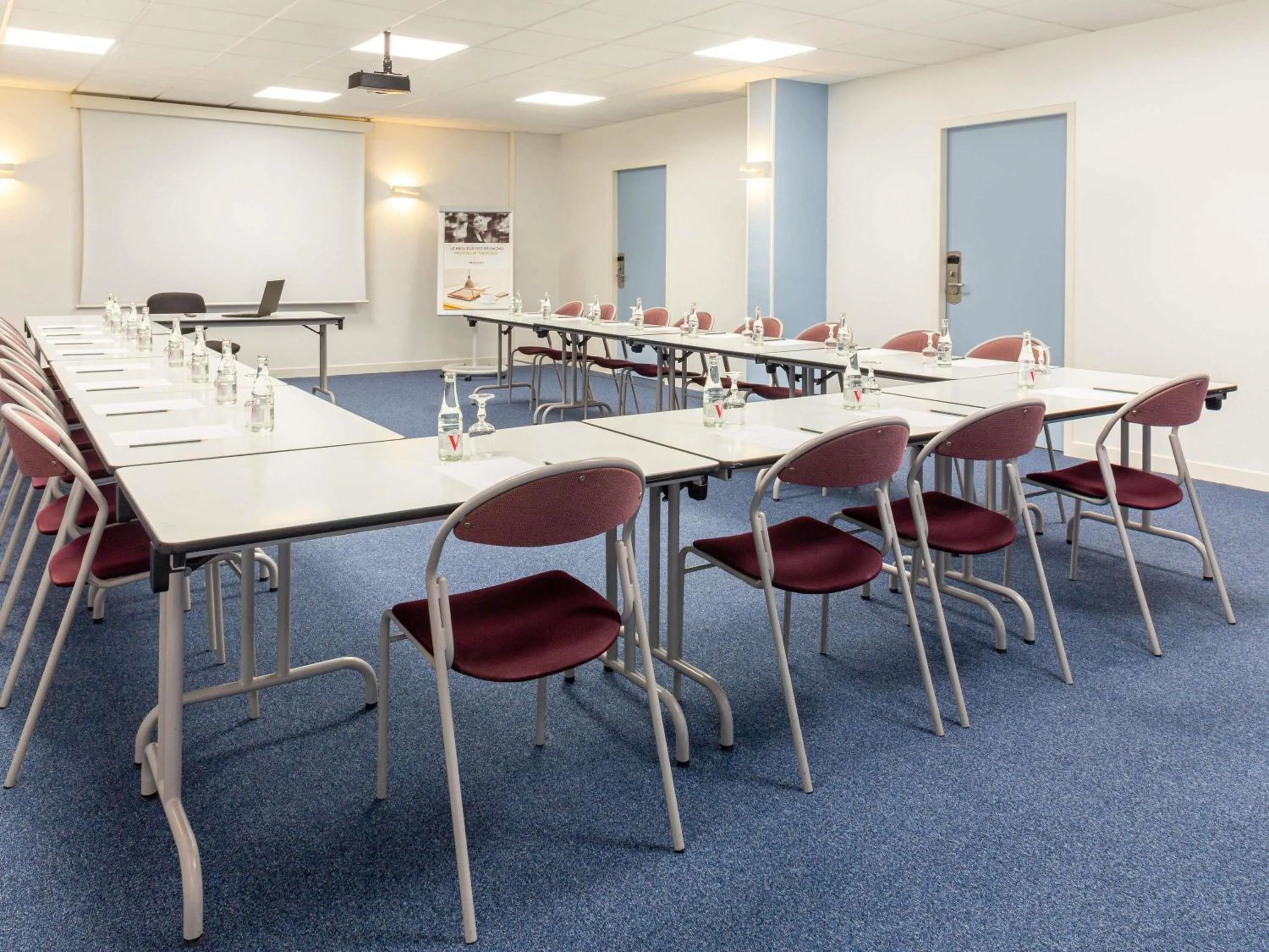 Meeting/conference room in Mercure Millau