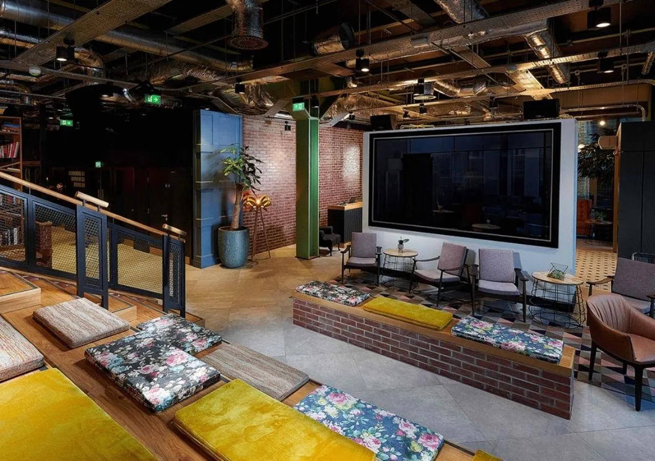 Restaurant/places to eat in voco Manchester - City Centre by IHG