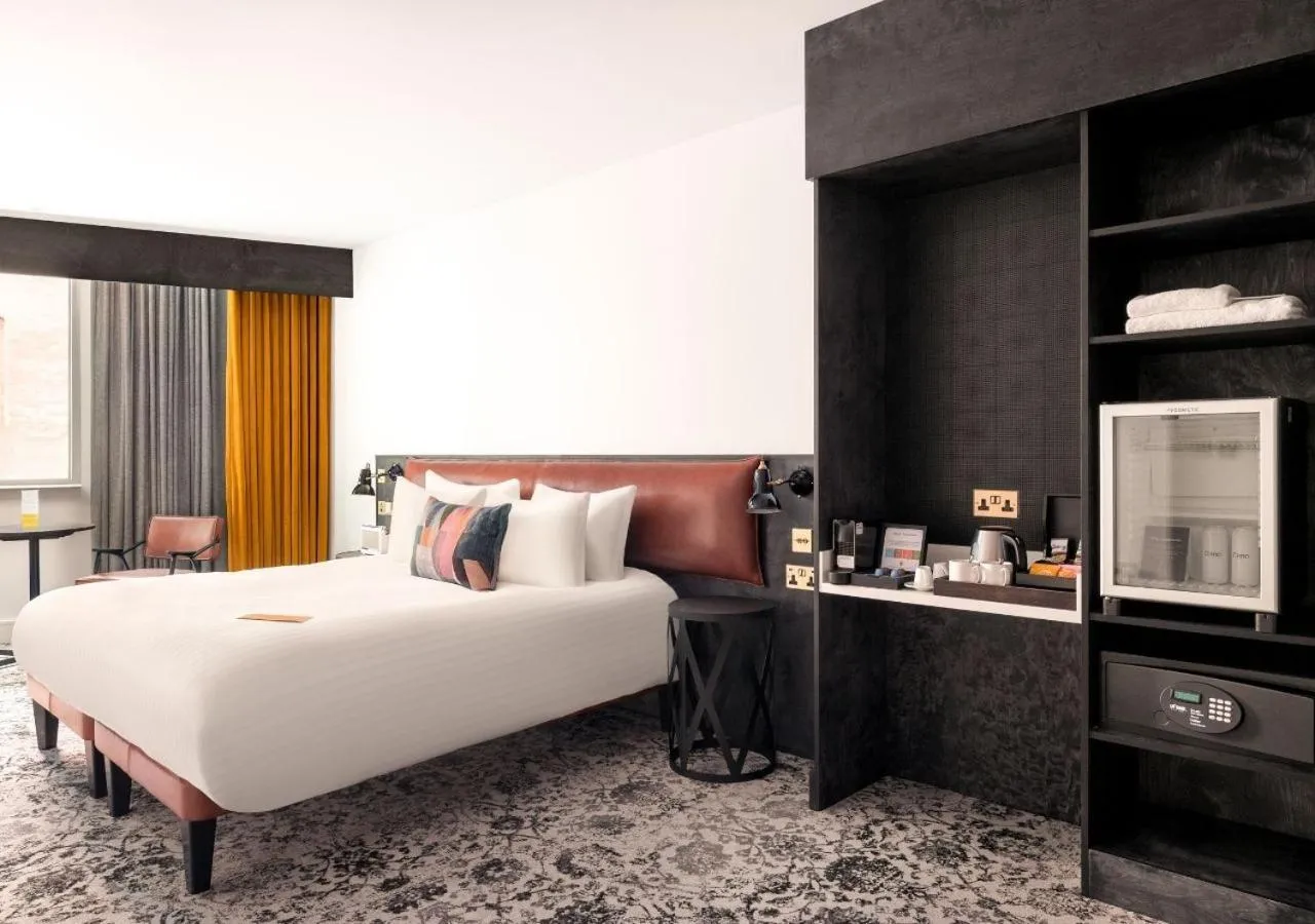 Bed in voco Manchester - City Centre by IHG
