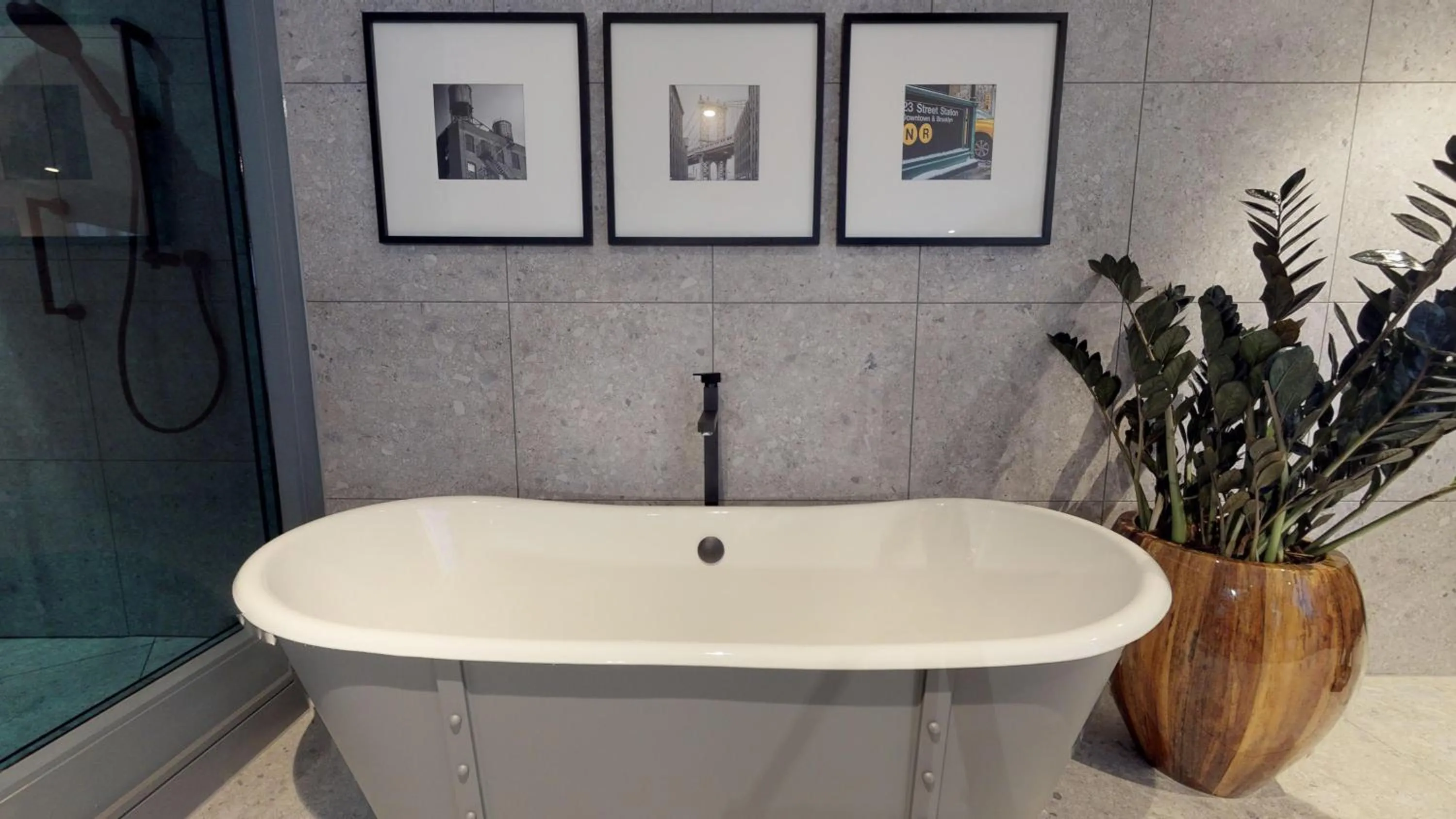 Bed in voco Manchester - City Centre by IHG