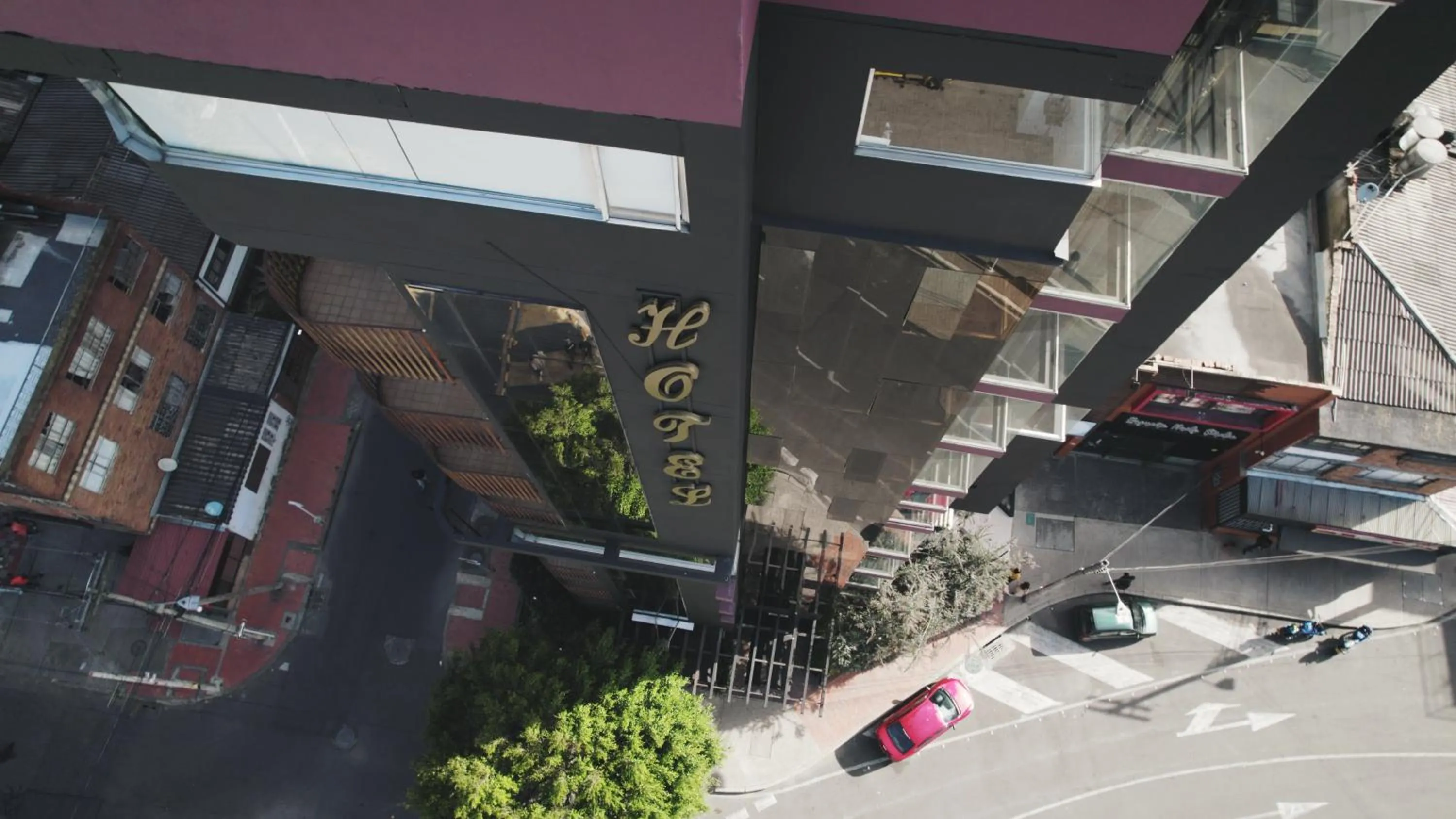 Property building in Hotel Boutique City Center