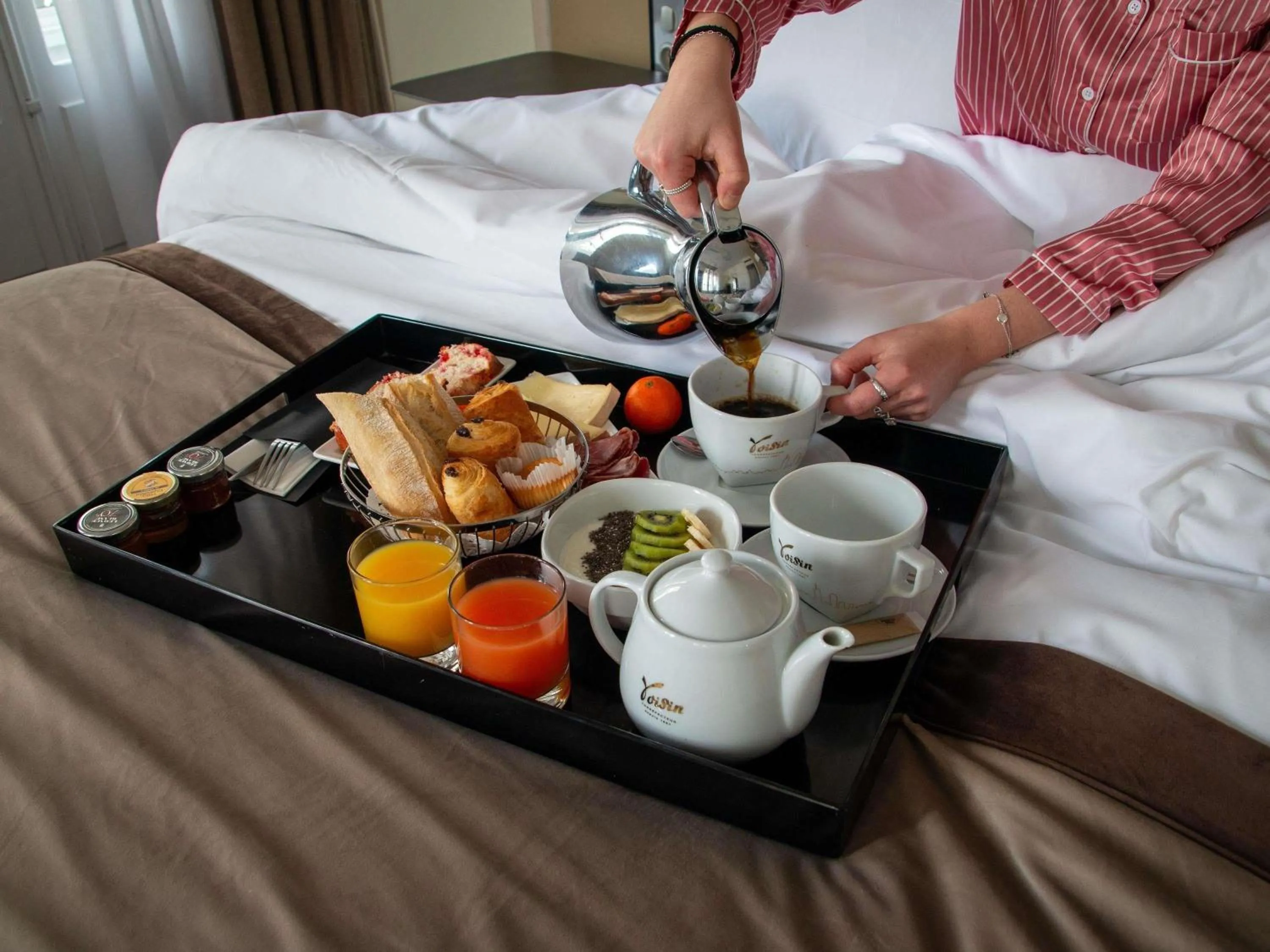 Breakfast, Bed in Mercure Lyon Centre Beaux-Arts