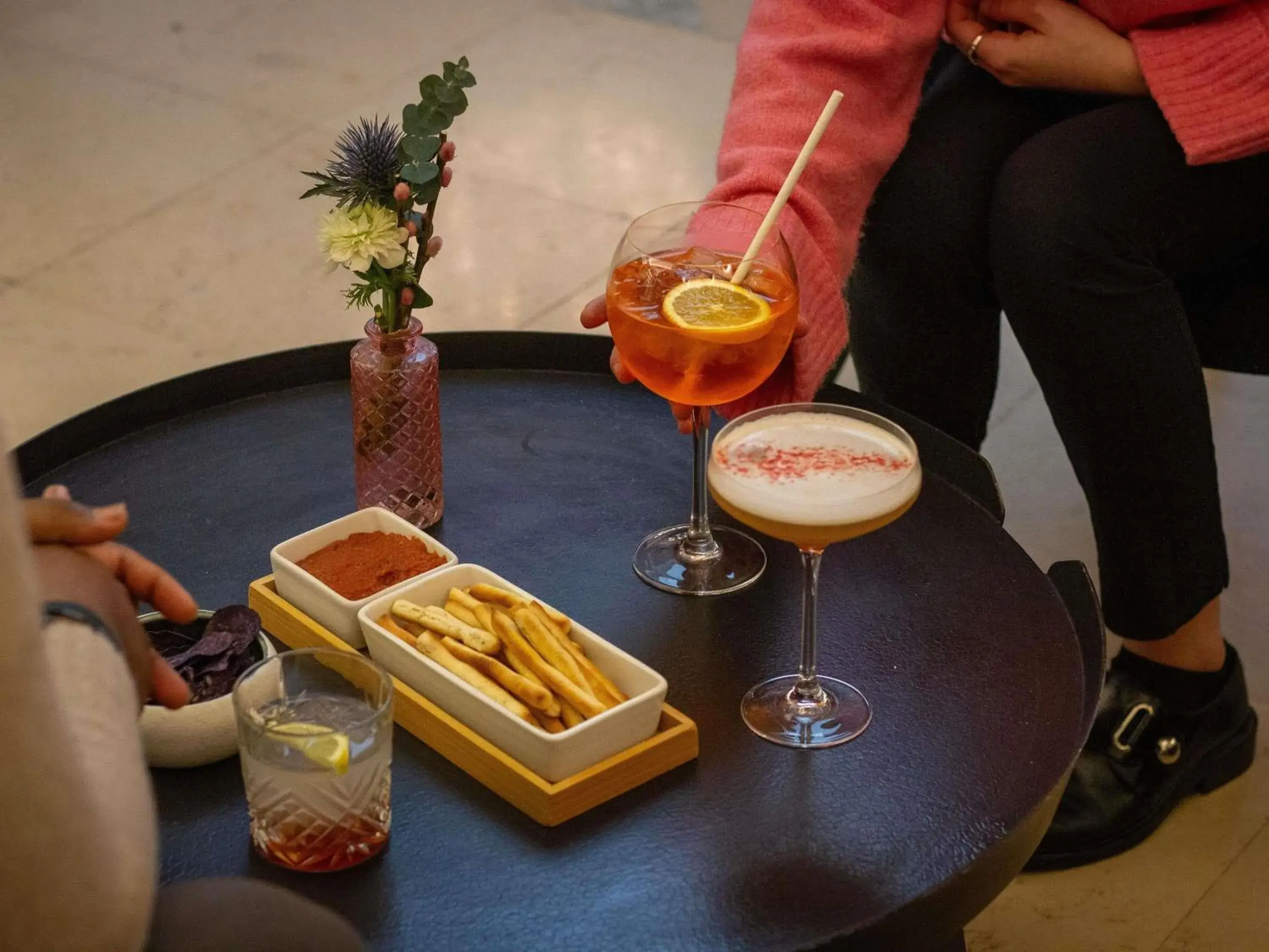 Lounge or bar in Mercure Lyon Centre Beaux-Arts Lounge or bar in Mercure Lyon Centre Beaux-Arts