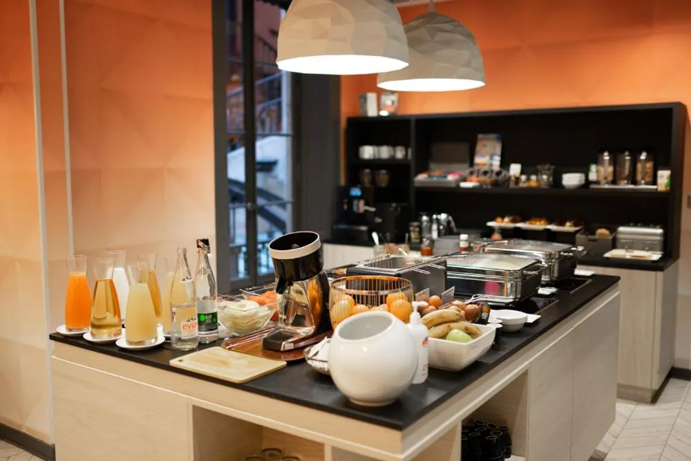 Breakfast in Mercure Lyon Centre Beaux-Arts
