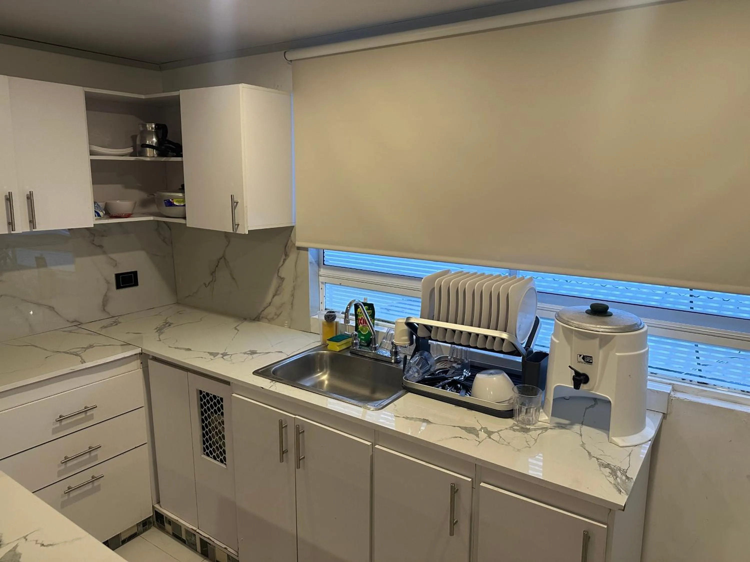 Coffee/tea facilities in Ivootel